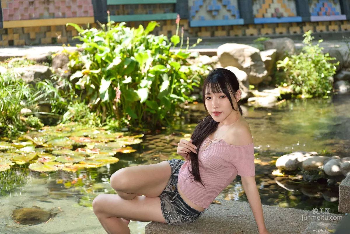 [Taiwan Beauties] Bi Bier "Gome. Fashion" Hot Pants Street Snap Photo Set photo 19