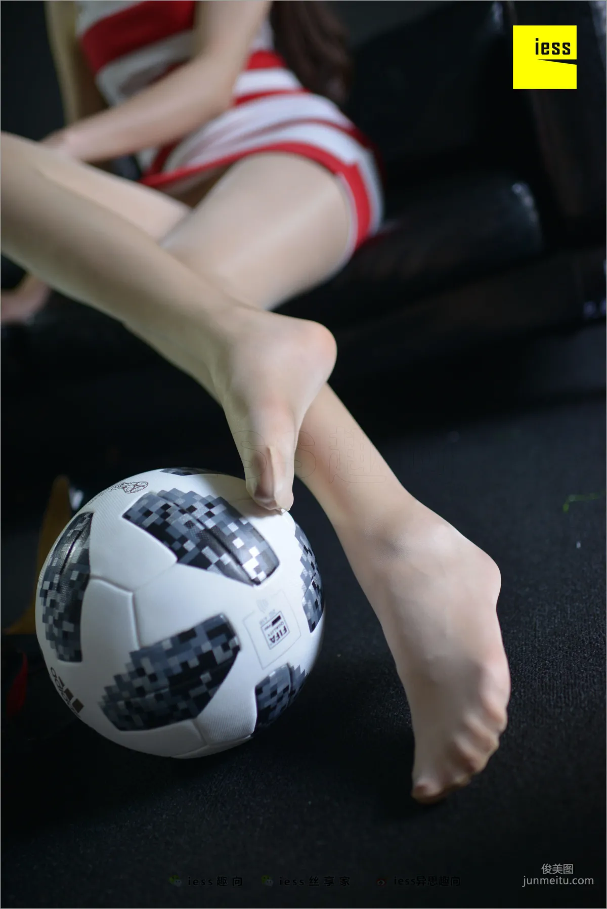 Yun Zhi 'Stockings Beer World Cup I - Know a Ball' [IESS] Silk Feet Bento 248 Photo Set photo 84