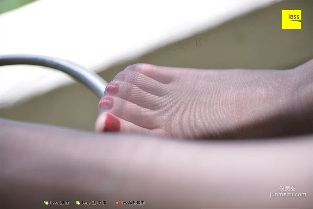 Ming Lijie, Ming Lijie's Black Stockings Close-Up [IESS] Silk Feet Bento 244 Photo Set photo 95