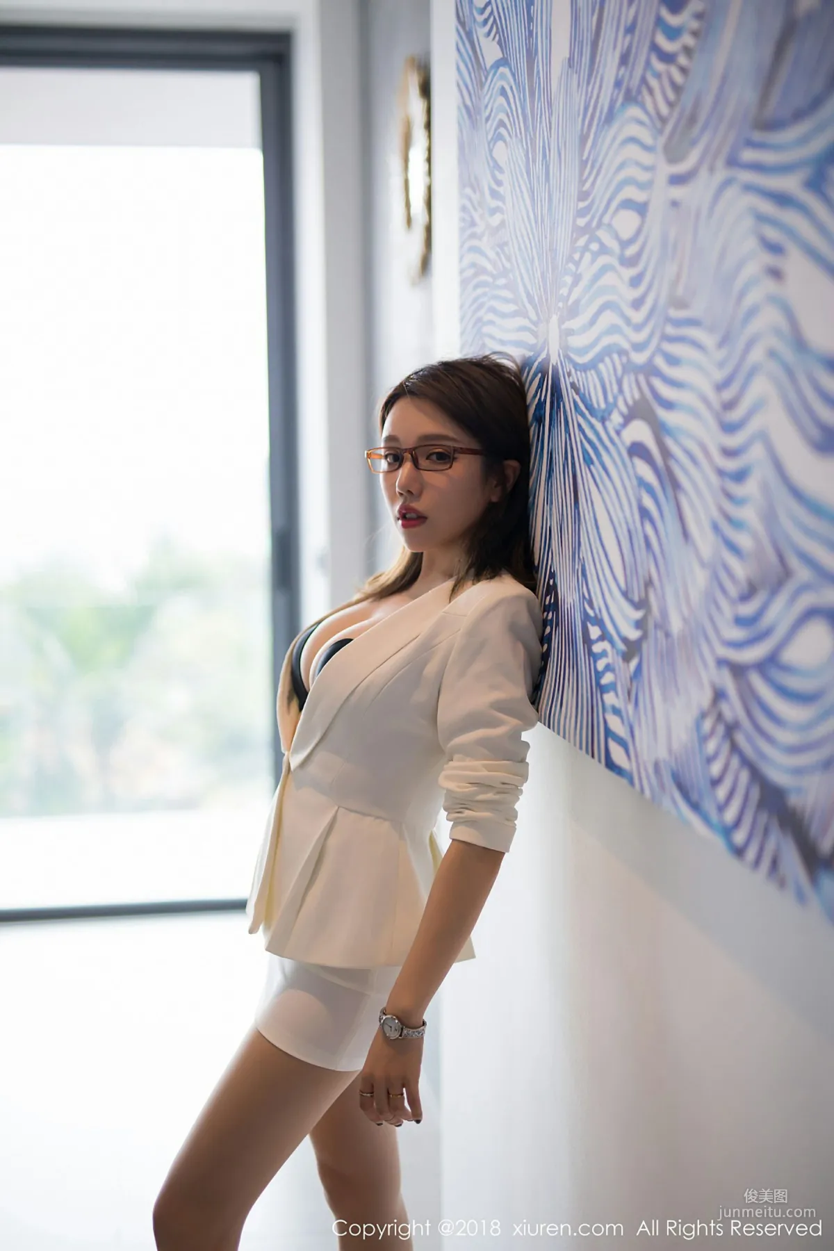 Goddess @Huang Leran, Travel Shoot OL Professional Attire Part 1, [XiuRen] No.1085, Photo Set photo 17