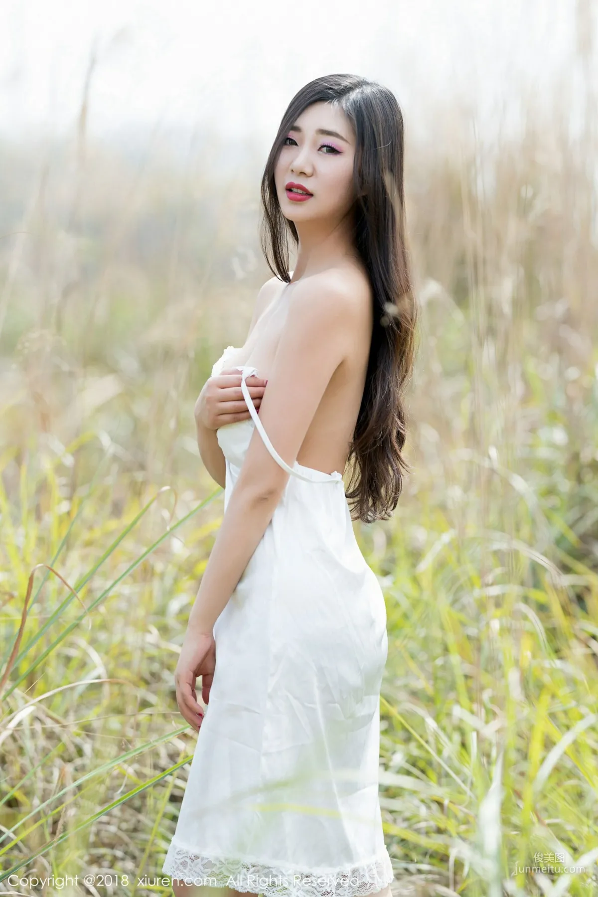 Song-KiKi, Infinite Temptation in the Wild [XiuRen] No.1076 Photo Set photo 4