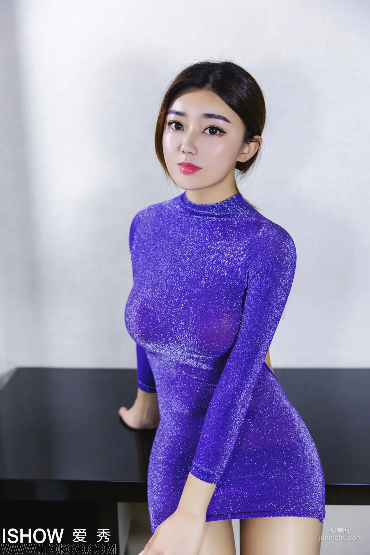 Linlin Caroline High-Cut Uniform and Bright Flesh-Colored Stockings Beautiful Legs [ISHOW] NO.167 Photo Set photo 10