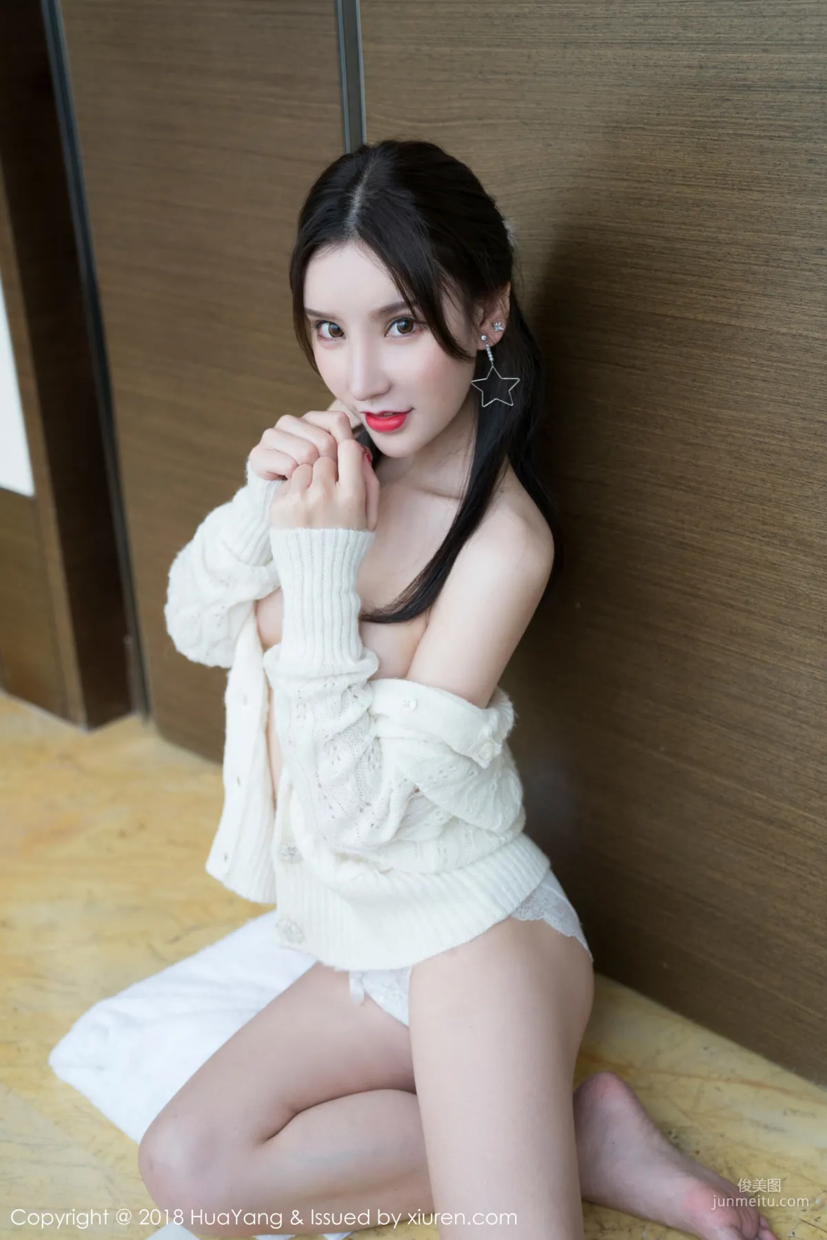 女神@周于希《絲襪美腿》 [花漾HuaYang] Vol.053 寫真集 37
