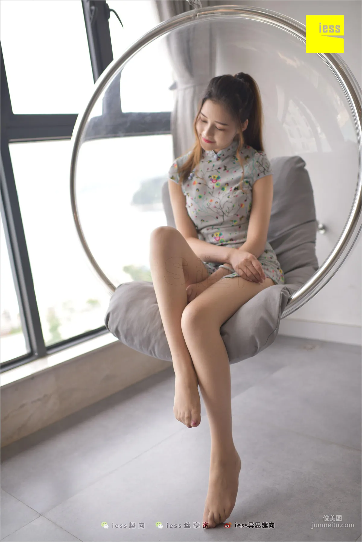 Jiu Mei, Jiu Mei's Short Qipao [IESS] Silk Feet Bento 247 Photo Set photo 85
