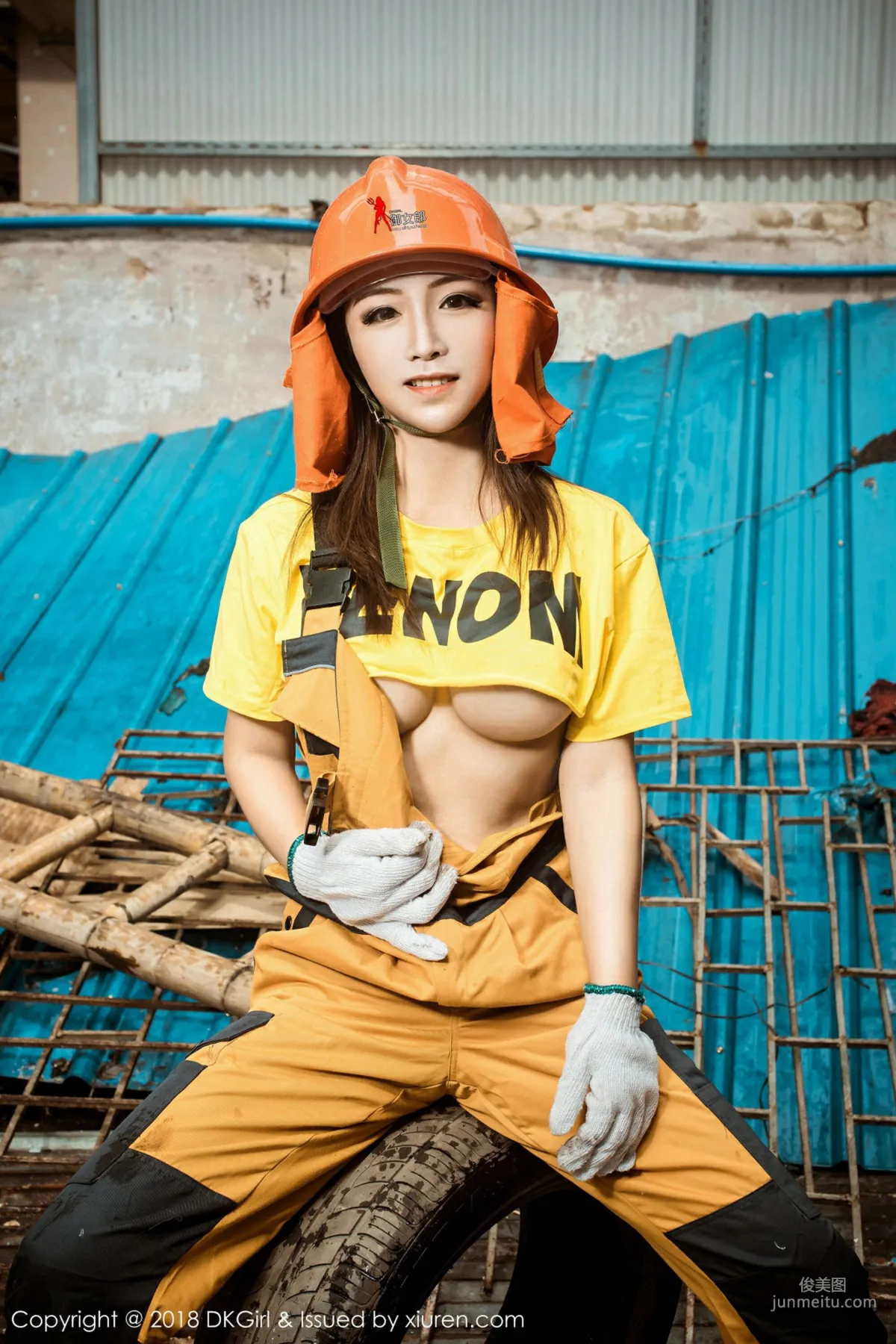Yuan Meiren《Workwear Goes Out, Sexy and Wild》 [DKGirl] Vol.077 Photo Set photo 2