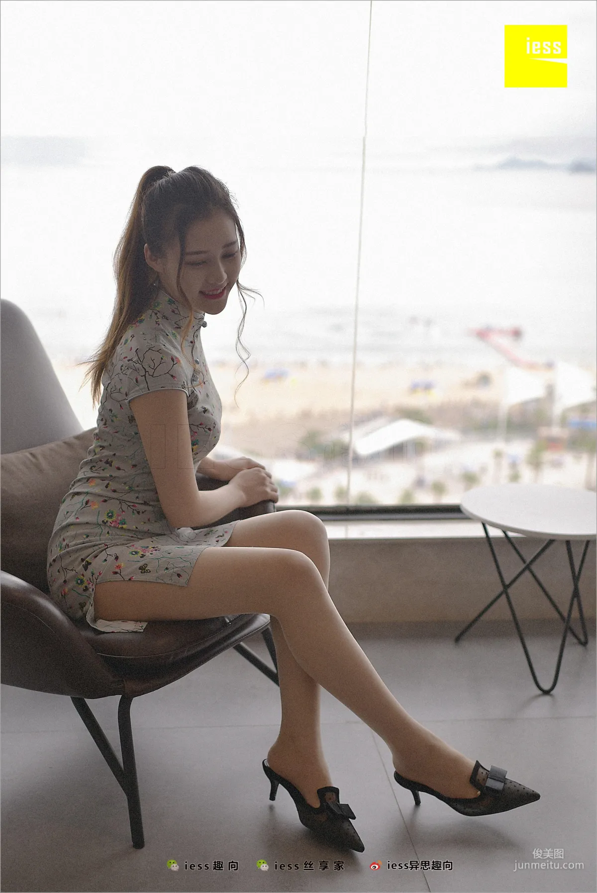 Jiu Mei, Jiu Mei's Short Qipao [IESS] Silk Feet Bento 247 Photo Set photo 26