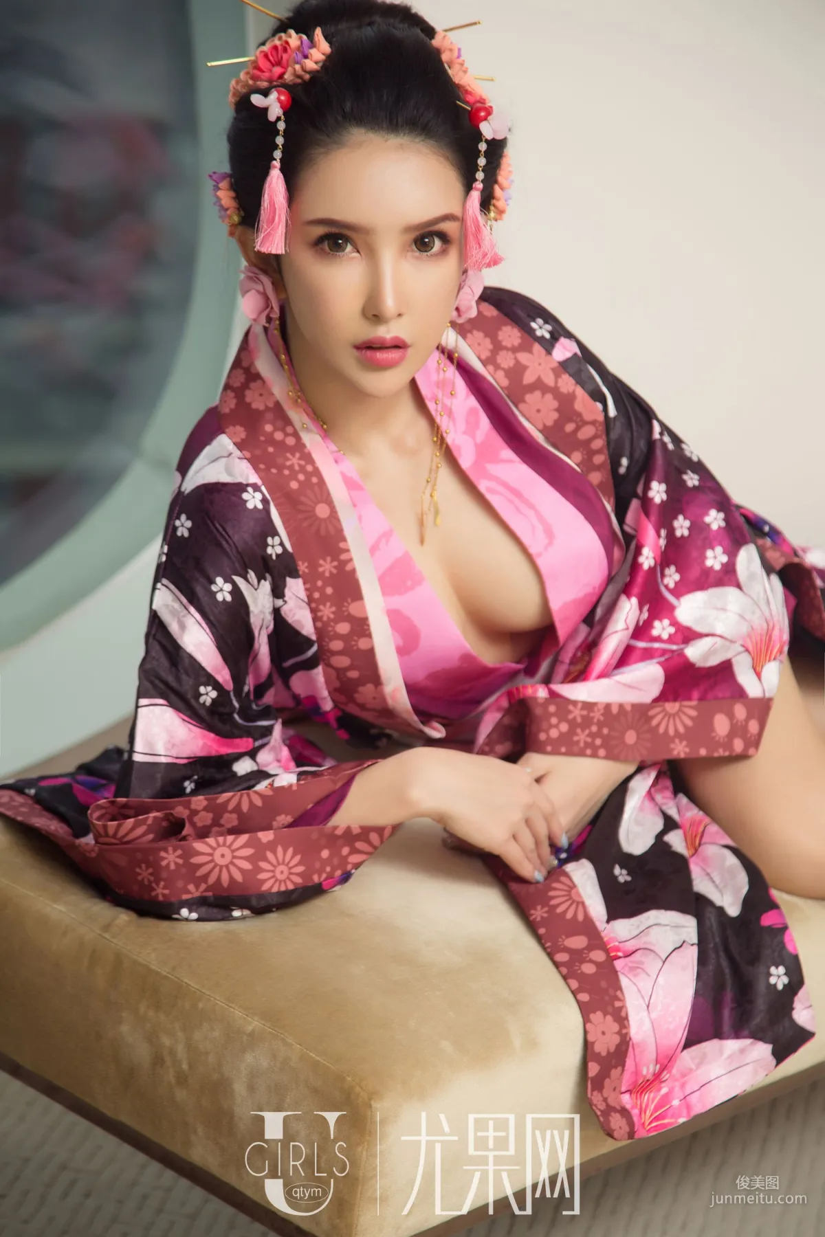 Qiu Qiu: Ugirls U382 photo 38