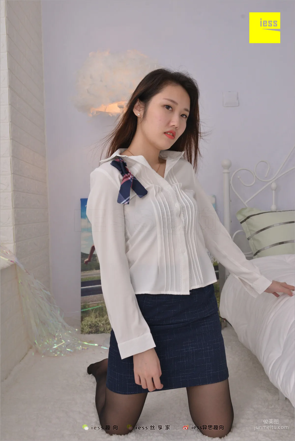 A Xin: IESS No. 249 photo 82
