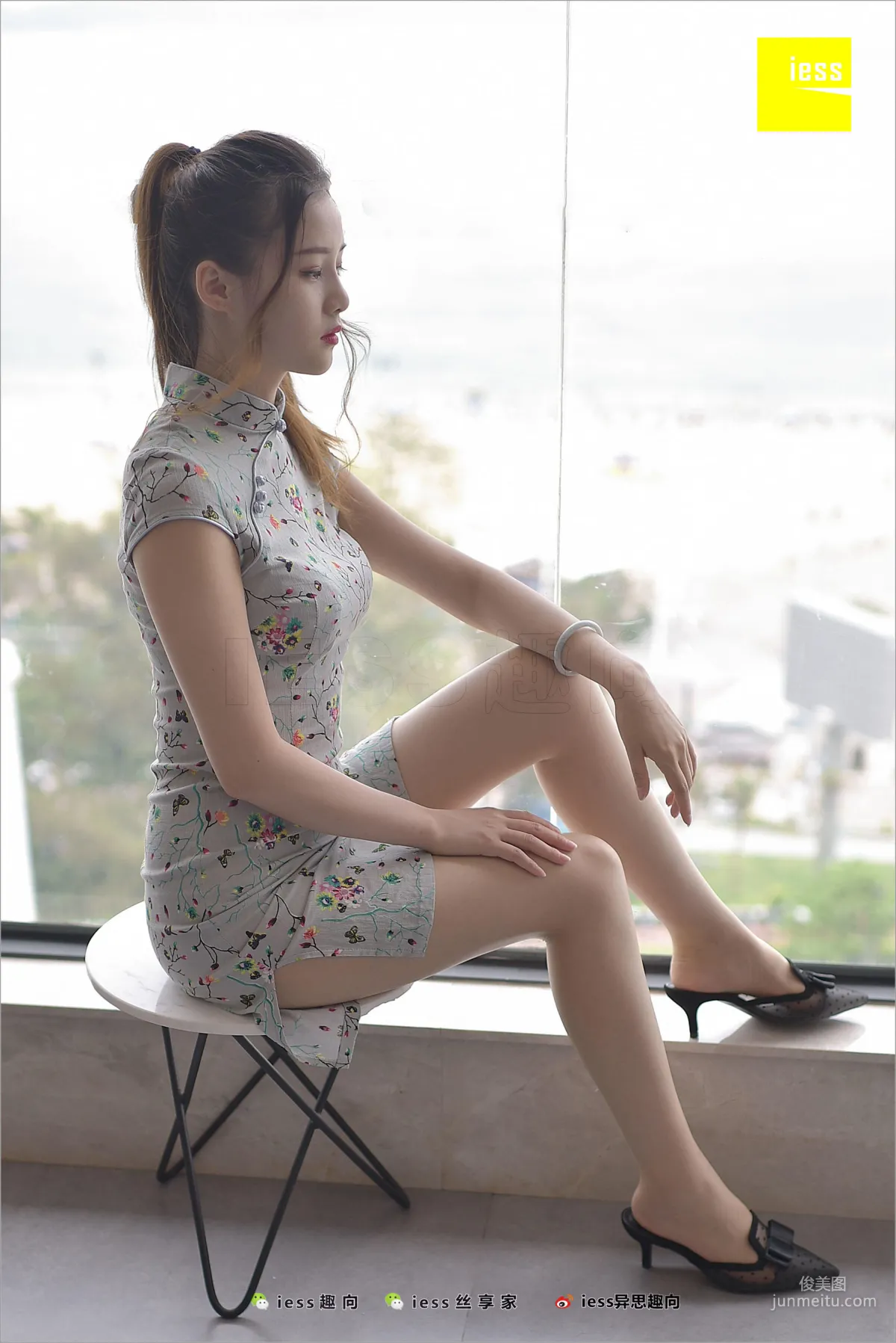 Jiu Mei, Jiu Mei's Short Qipao [IESS] Silk Feet Bento 247 Photo Set photo 34
