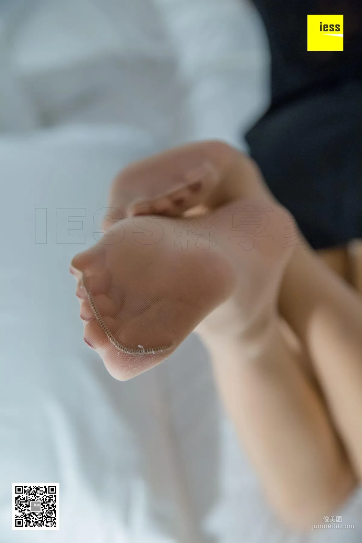 Qiuqiu, Dusk Desire Time [IESS] Silk Enjoyer 287 Photo Set photo 83