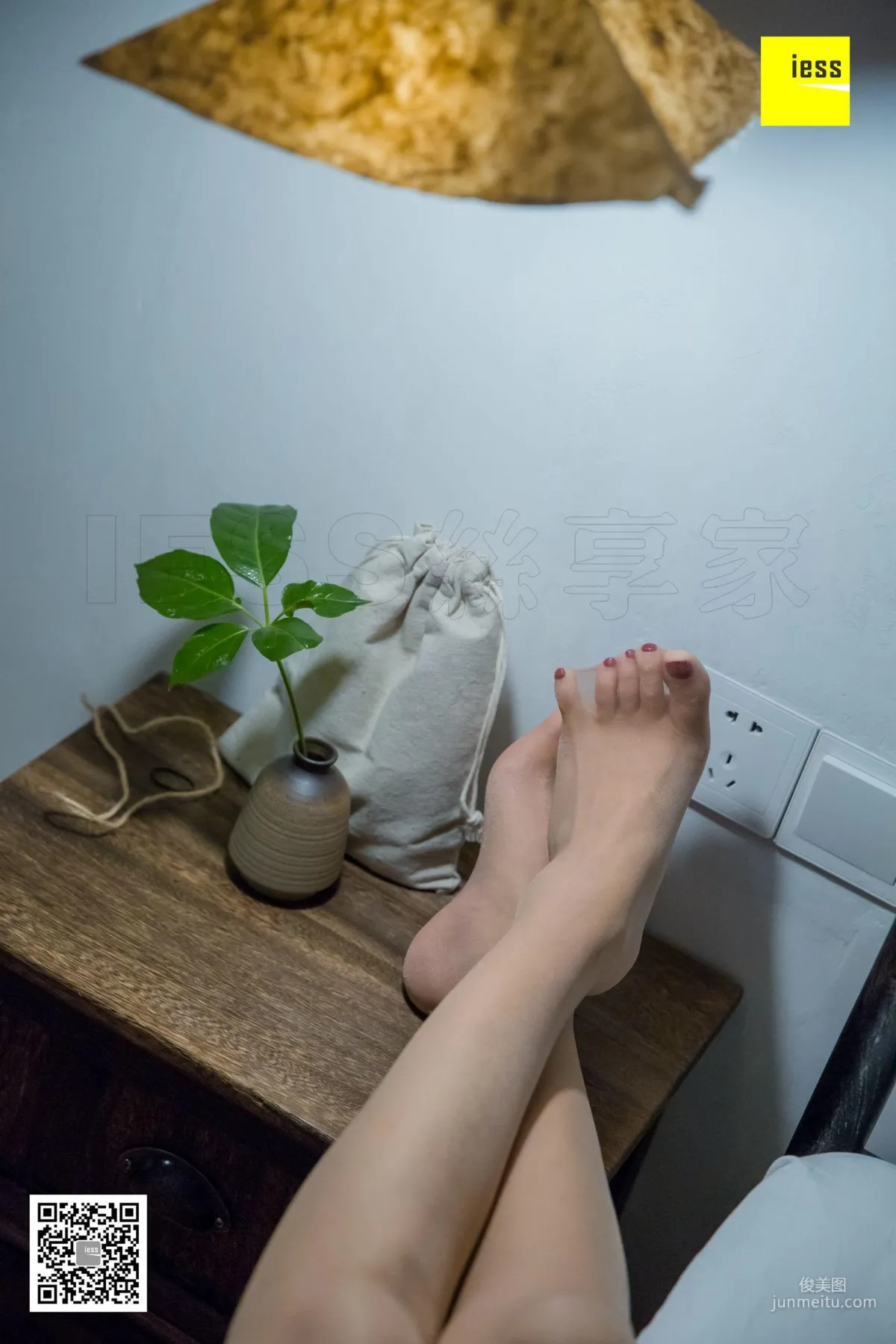 Qiuqiu, Dusk Desire Time [IESS] Silk Enjoyer 287 Photo Set photo 55