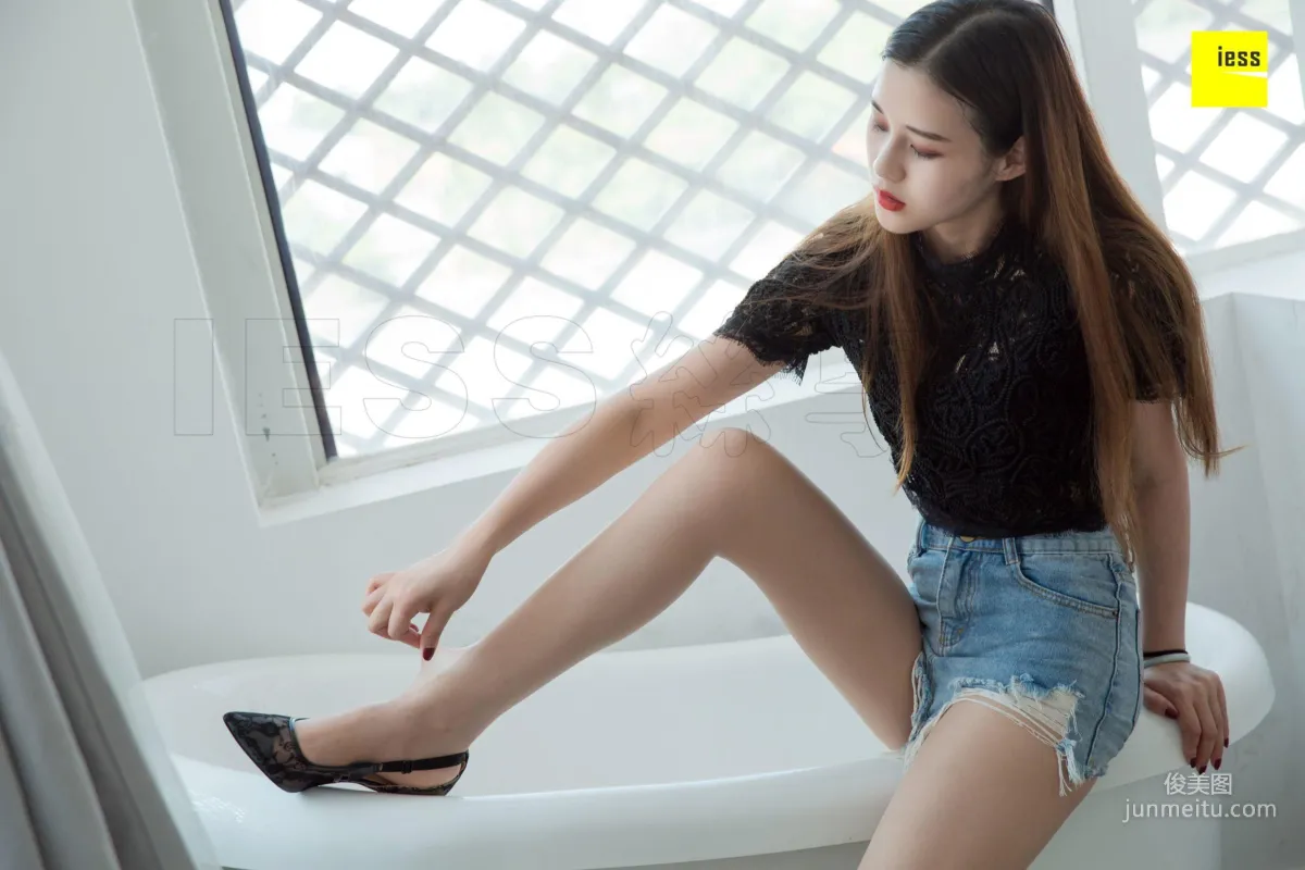 Jiu Mei, Jiu Mei Bathtub Denim Shorts [IESS] Silk Enjoyer 282 Photo Set photo 89