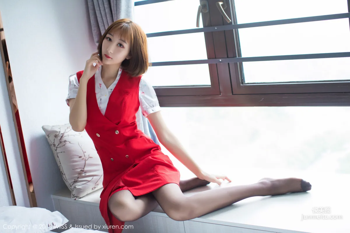 Jiuwei Ivy, Flight Attendant Uniform Stockings Legs Seduction [IMISS] Vol.276 Photo Set photo 13
