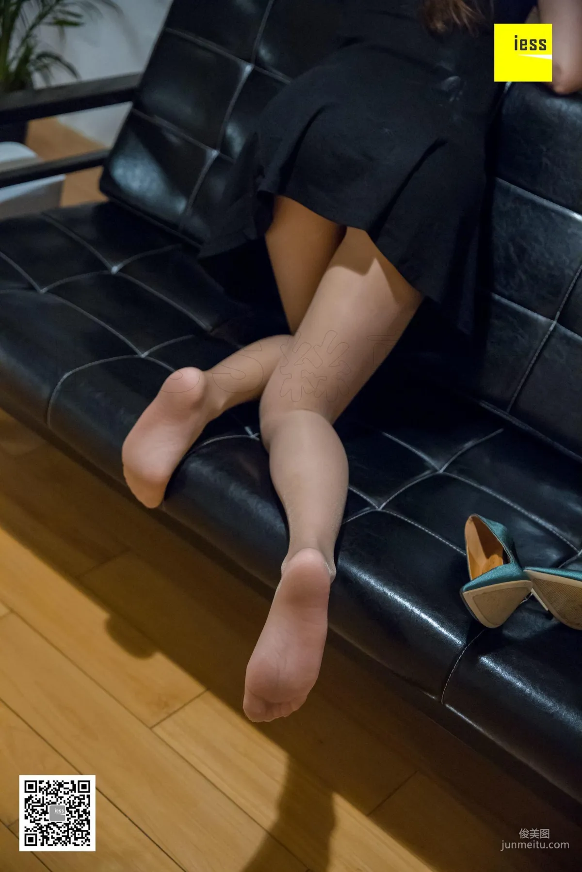 Qiuqiu, Dusk Desire Time [IESS] Silk Enjoyer 287 Photo Set photo 93