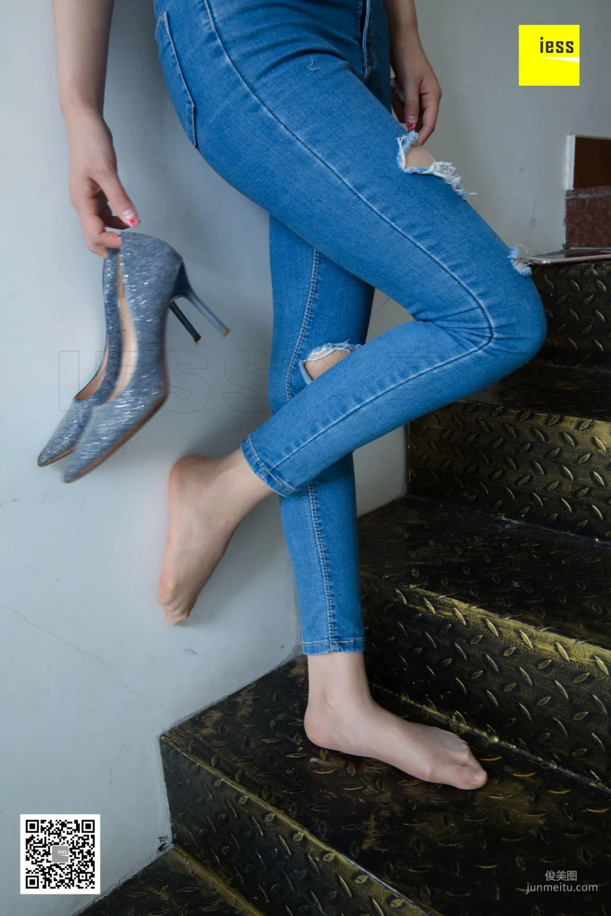 Jiu Mei 'Jiu Mei Ripped Jeans and Sheer Stockings' [IESS] Silk Enjoyer 270 Photo Set photo 80