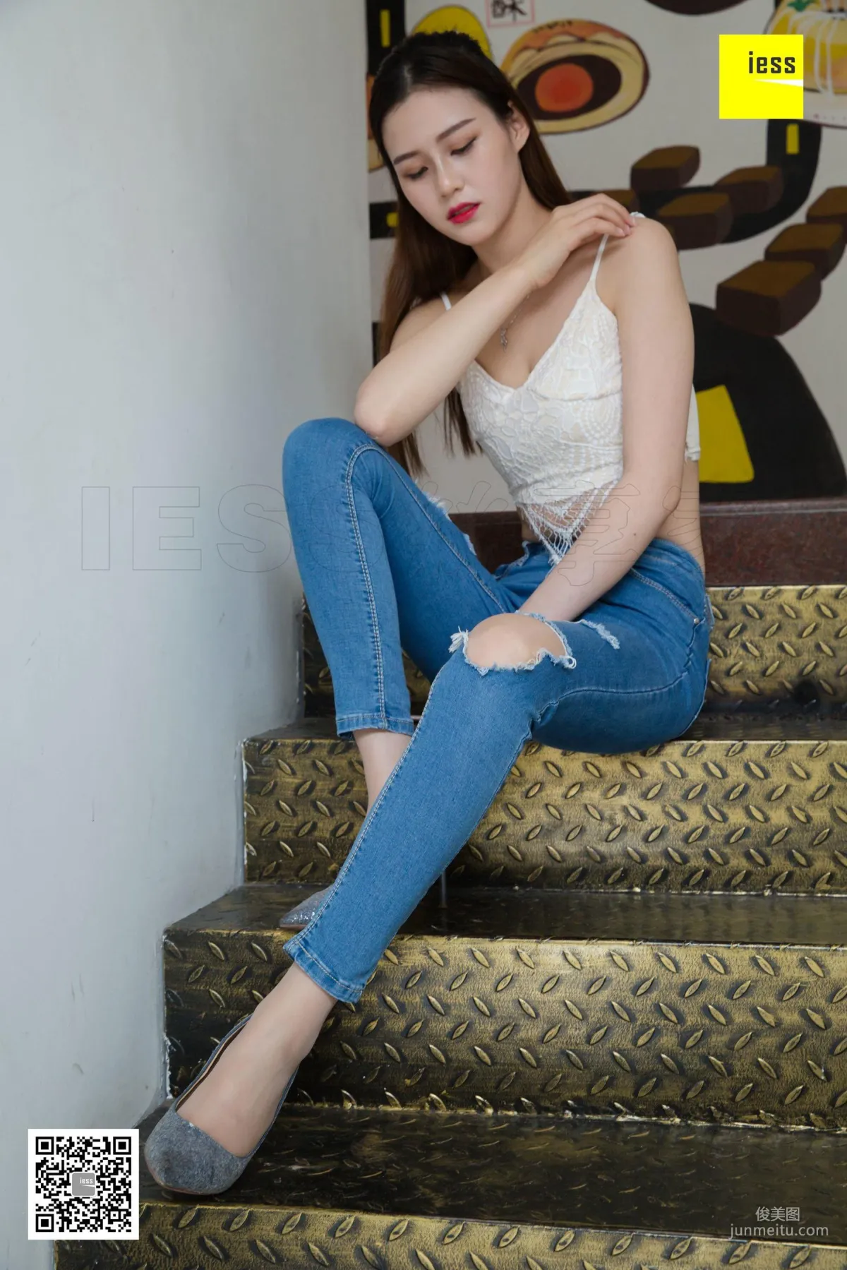 Jiu Mei 'Jiu Mei Ripped Jeans and Sheer Stockings' [IESS] Silk Enjoyer 270 Photo Set photo 20