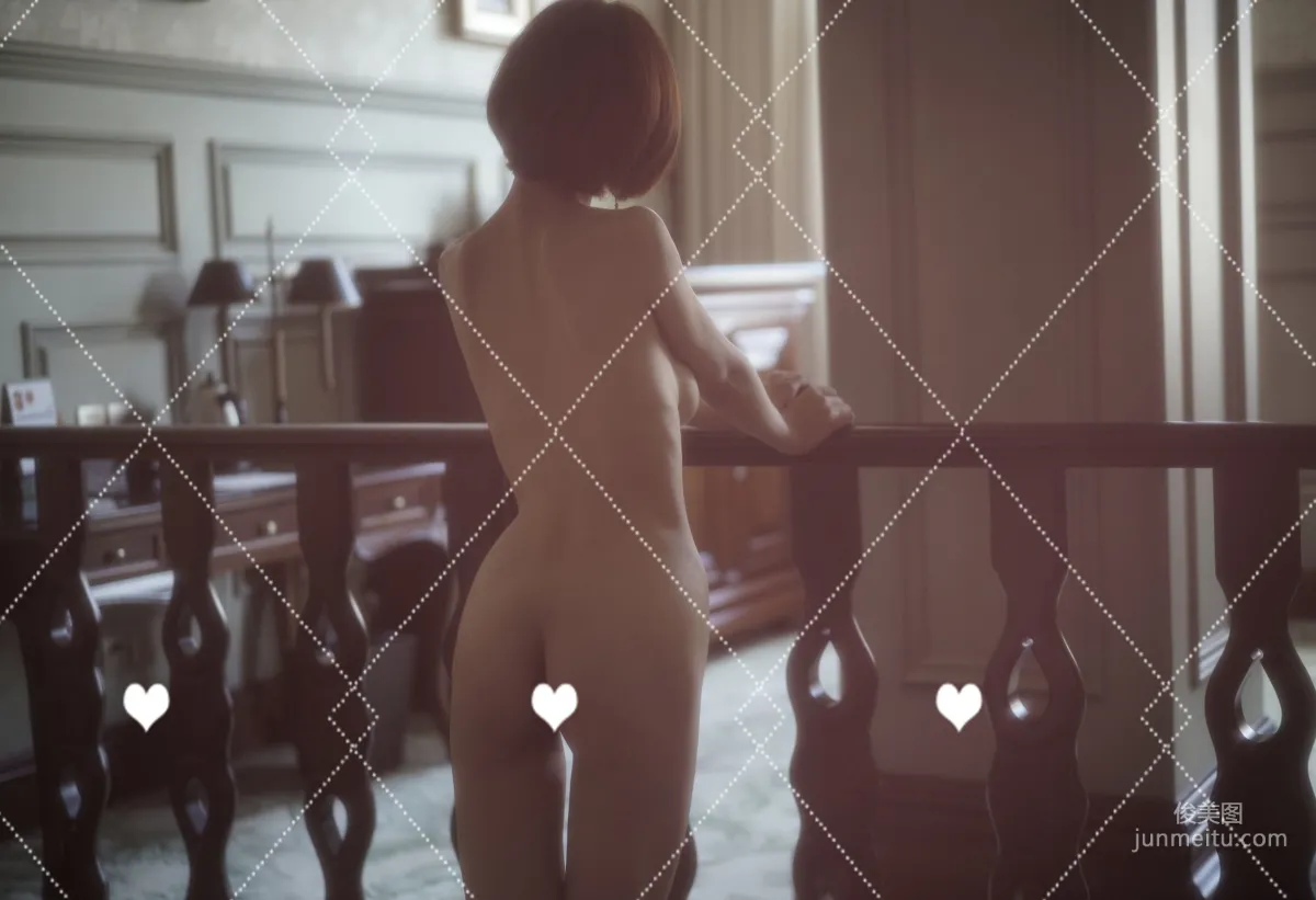 闫盼盼《紫色全屏》寫真集 5