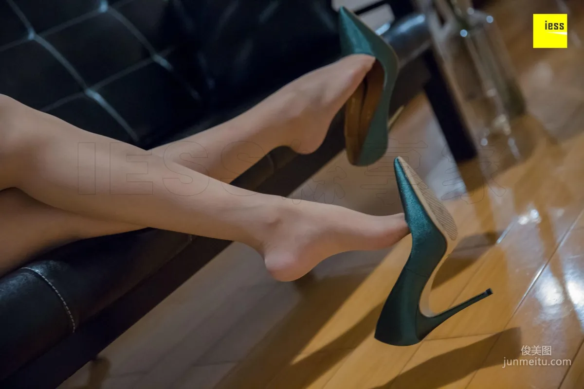 Qiuqiu, Dusk Desire Time [IESS] Silk Enjoyer 287 Photo Set photo 86