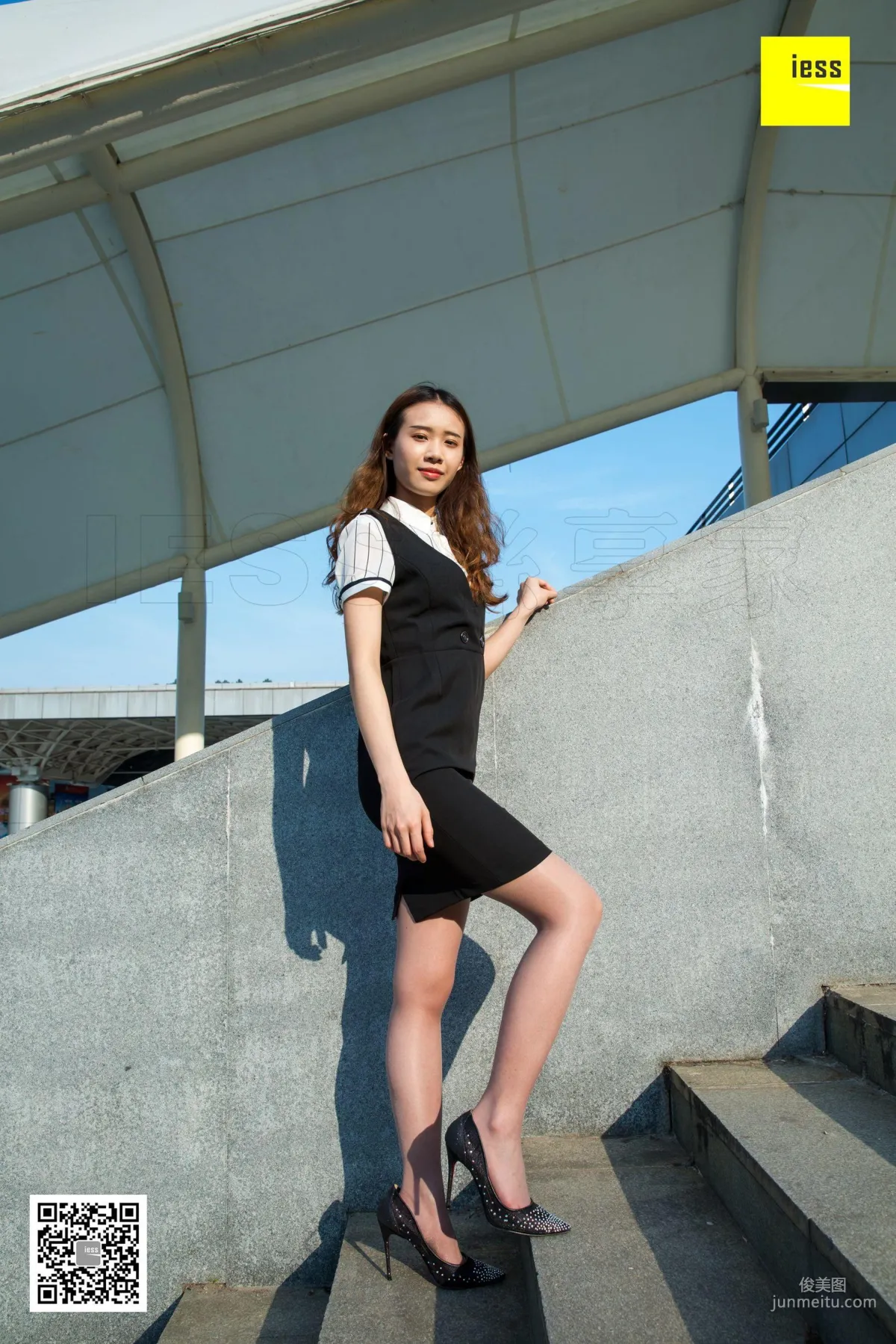 Nuan Nuan, Elevator Complex [IESS] Silk Enjoyer 289 Photo Set photo 65