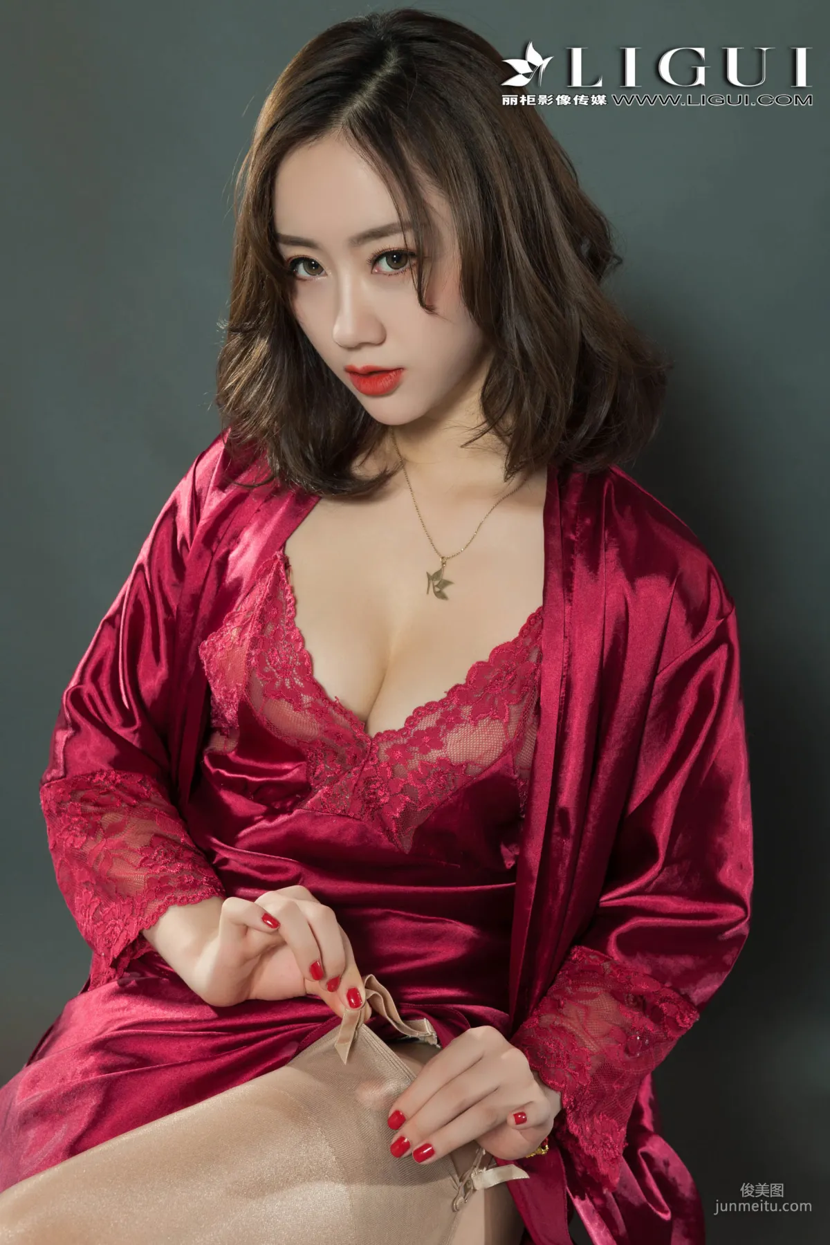 足模然然《榴莲丝袜少妇》 [丽柜Liguil] 写真集10