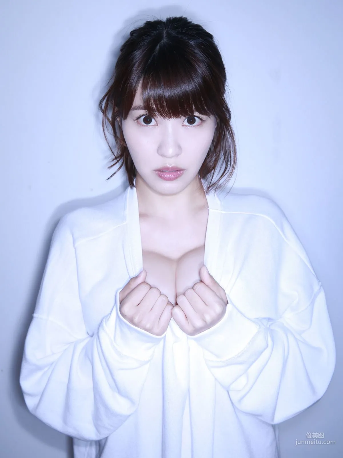 岸明日香『真夏のGパイSHOCK』 [Sabra.net] 写真集2