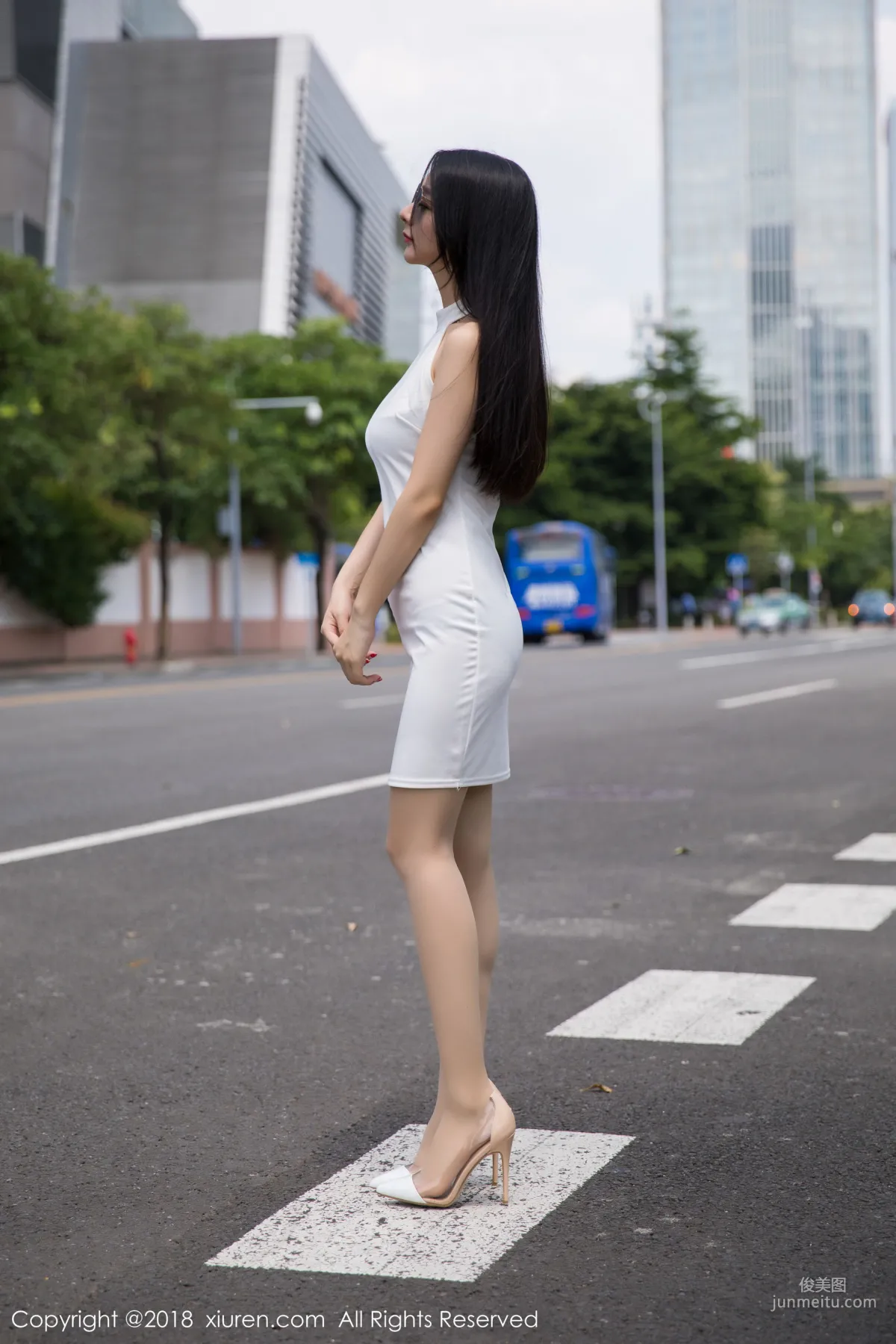 Angela Xiao Reba, Car Shoot Stockings Series Ultimate Temptation, [XiuRen] No.1149 Photo Set photo 7