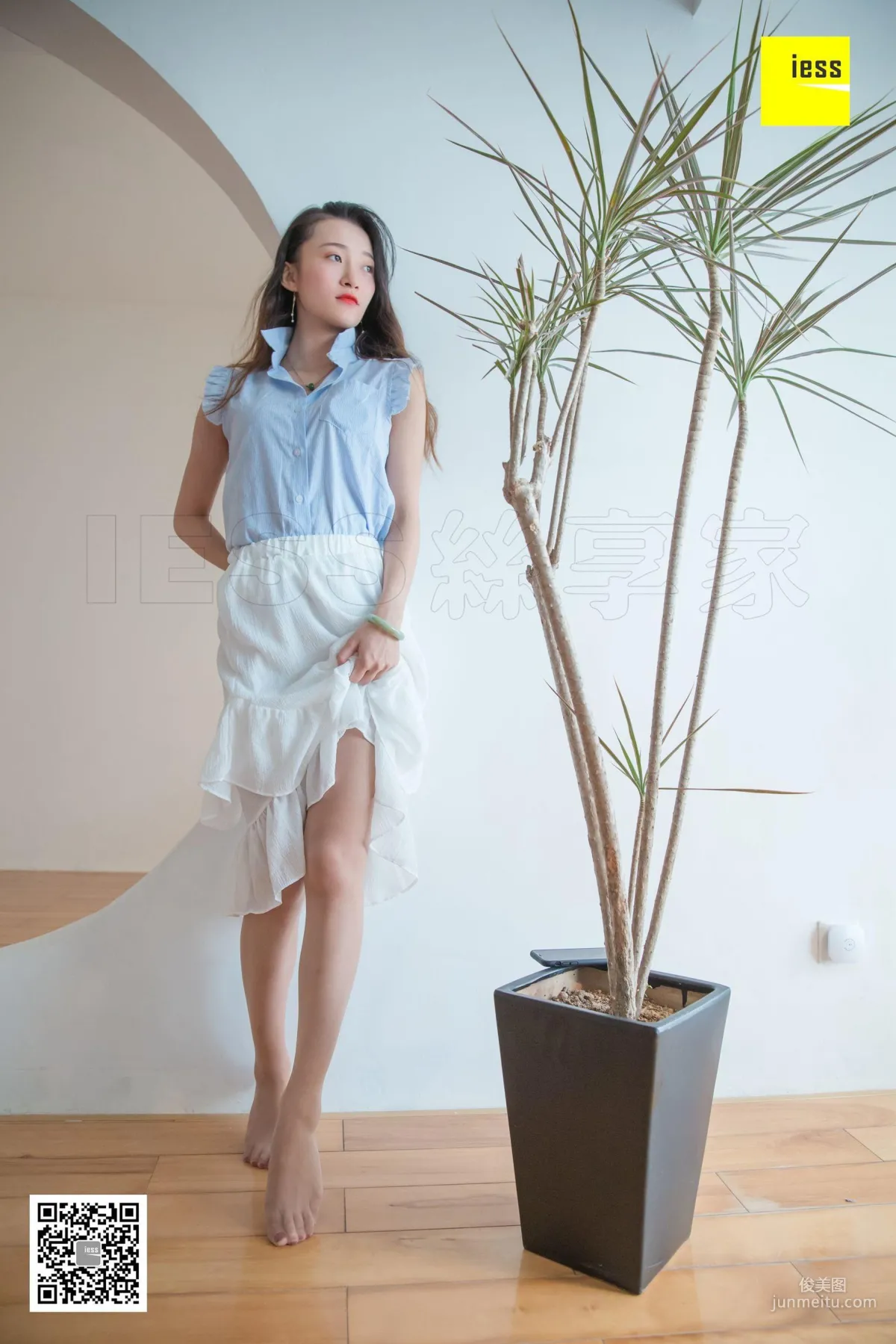 IESS Qiuqiu Red Flat Shoes Dance [IESS] Silk Enjoyer 313 Beautiful Feet and Silk Stockings Photo Set photo 83