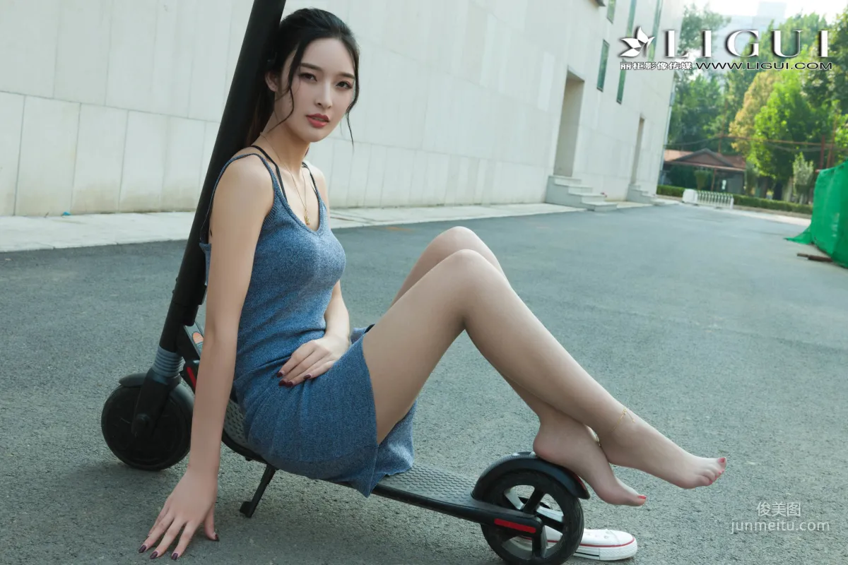 Xuegao Dress + Sneakers Legs and Feet [Ligui] Photo Set photo 35