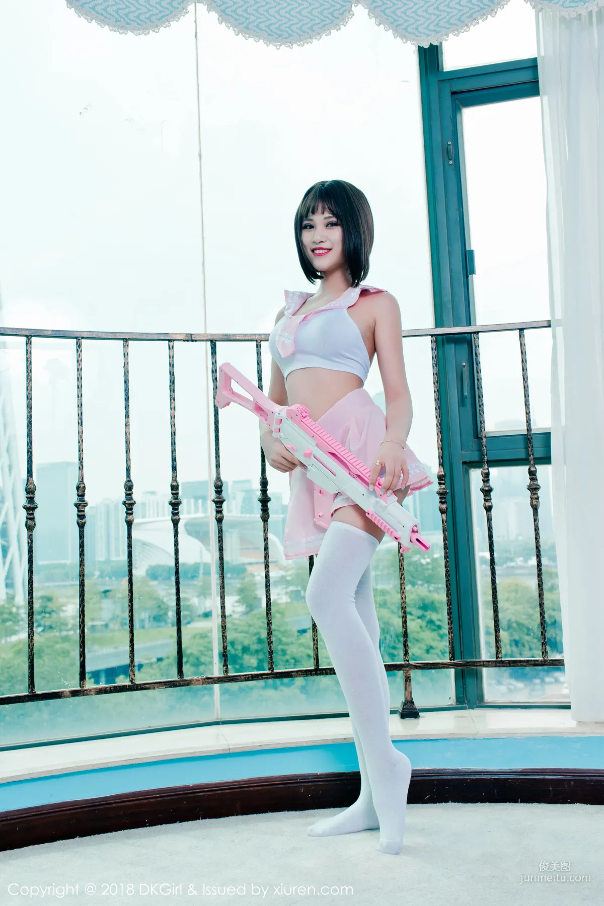 Meng Baoer BoA, Big Bust and Baby Face Interpretation of the Cutest Armed [DKGirl] Vol.082 Photo Set photo 24
