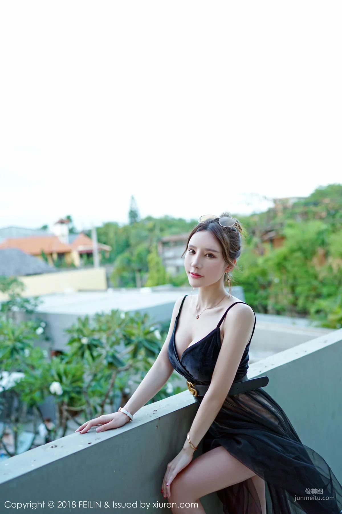 Zhou Yuxi, Faintly Visible Curve Temptation [FeiLin] VOL.163 Photo Set photo 14