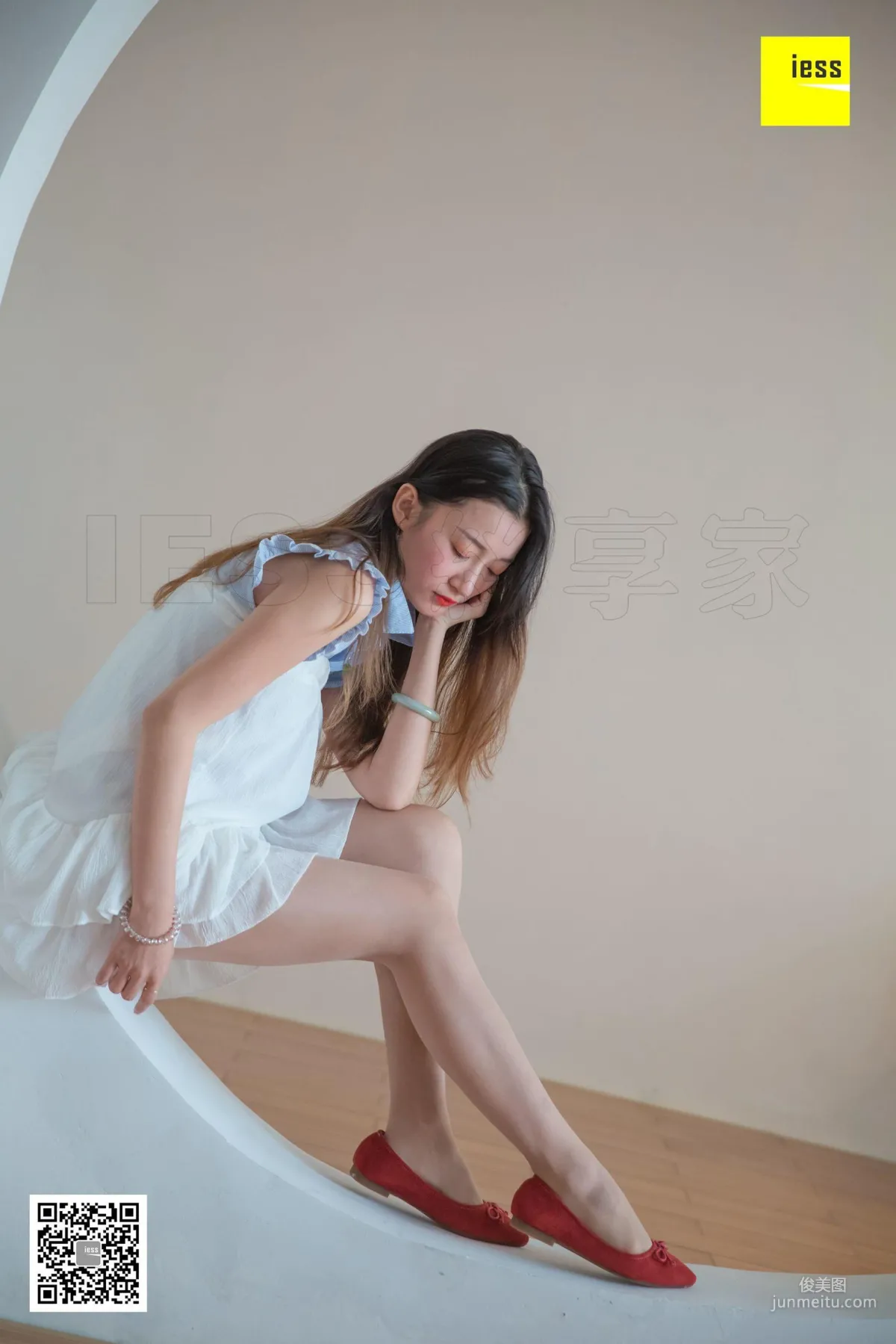 IESS Qiuqiu Red Flat Shoes Dance [IESS] Silk Enjoyer 313 Beautiful Feet and Silk Stockings Photo Set photo 7