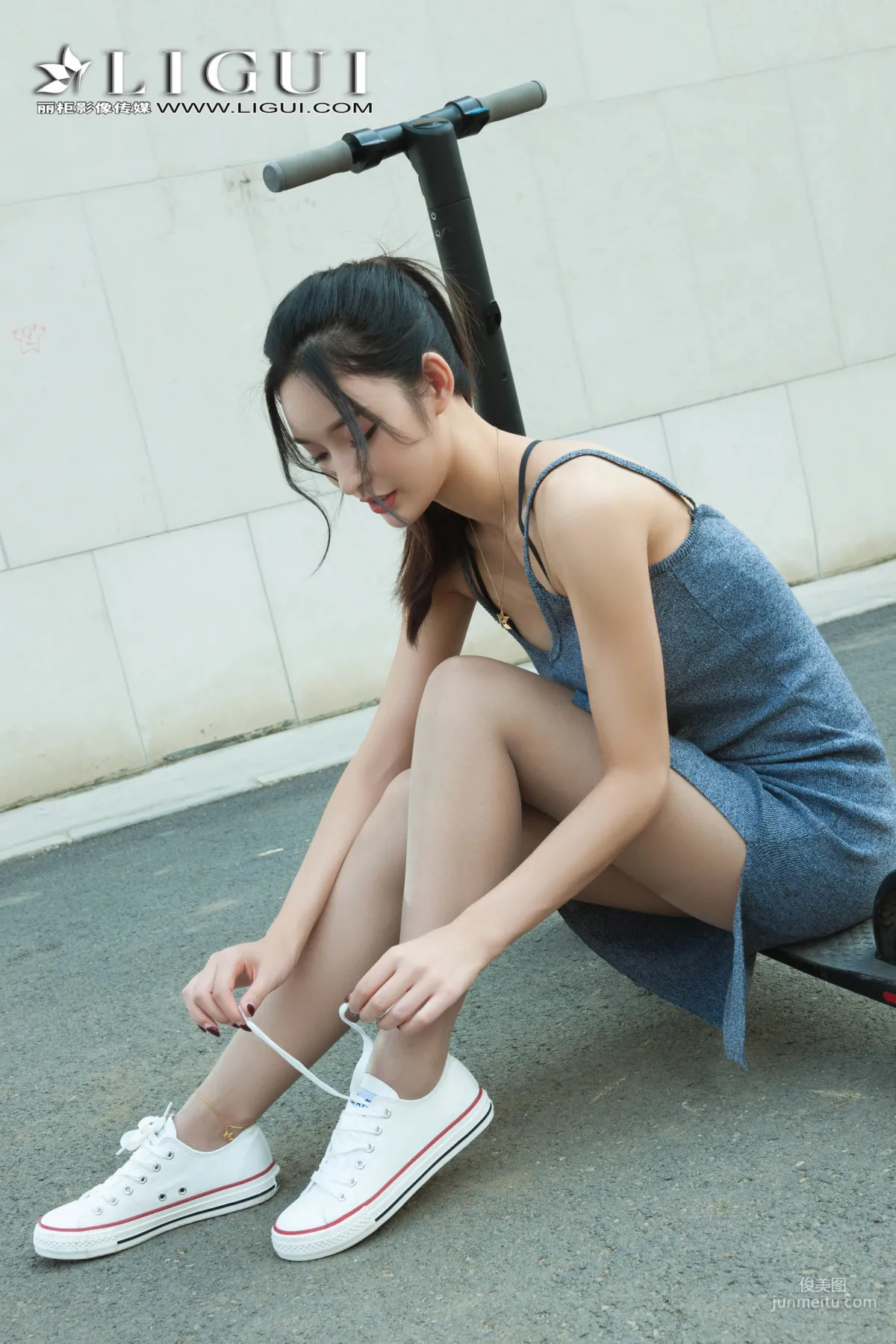 Xuegao Dress + Sneakers Legs and Feet [Ligui] Photo Set photo 7