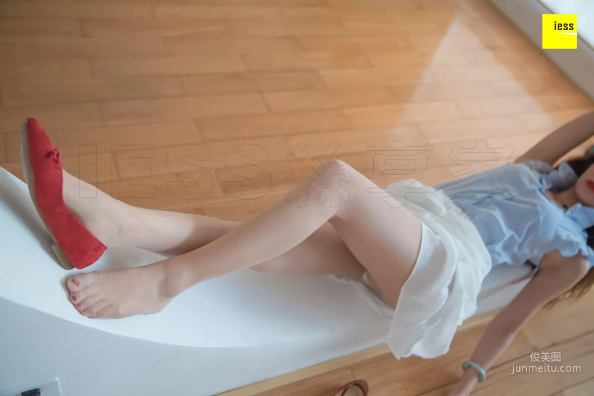 IESS Qiuqiu Red Flat Shoes Dance [IESS] Silk Enjoyer 313 Beautiful Feet and Silk Stockings Photo Set photo 18