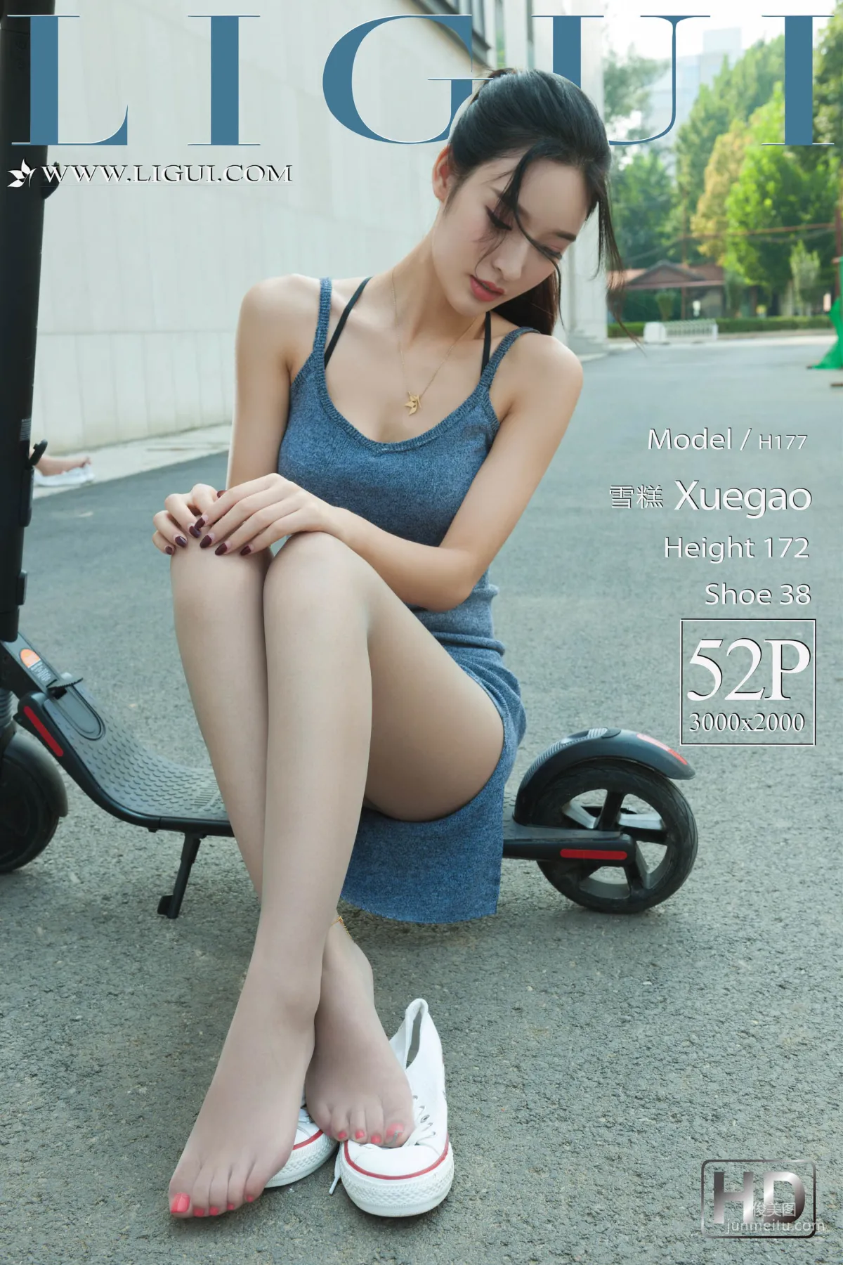 Xuegao Dress + Sneakers Legs and Feet [Ligui] Photo Set photo 1