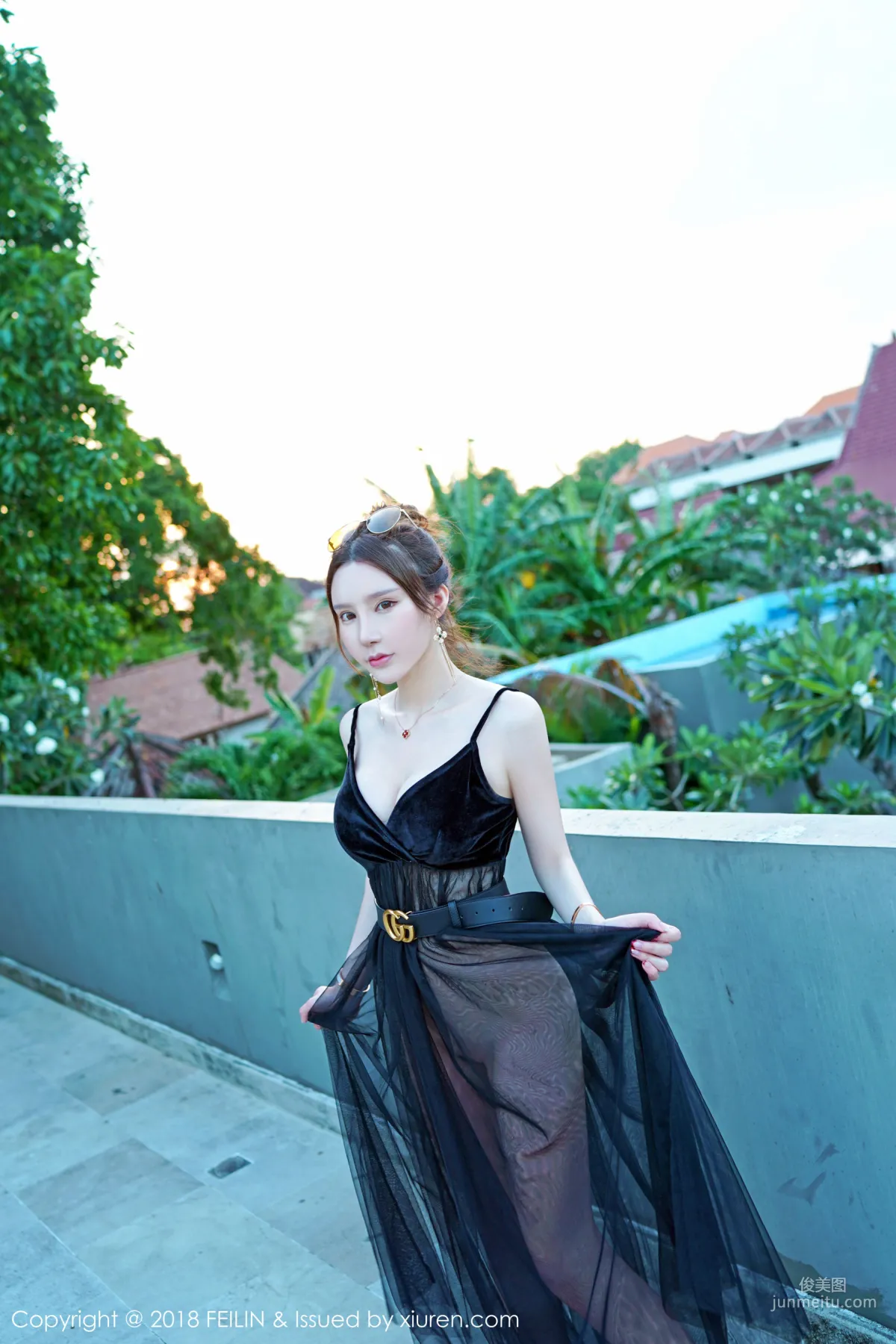 Zhou Yuxi, Faintly Visible Curve Temptation [FeiLin] VOL.163 Photo Set photo 4