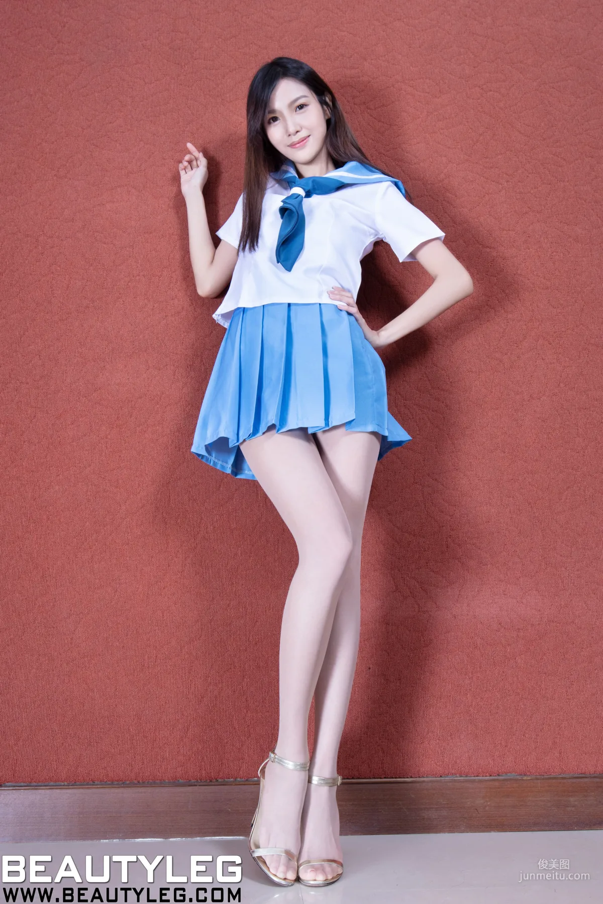 腿模Lynn《3套制服美腿》 [Beautyleg] No.1680 写真集2