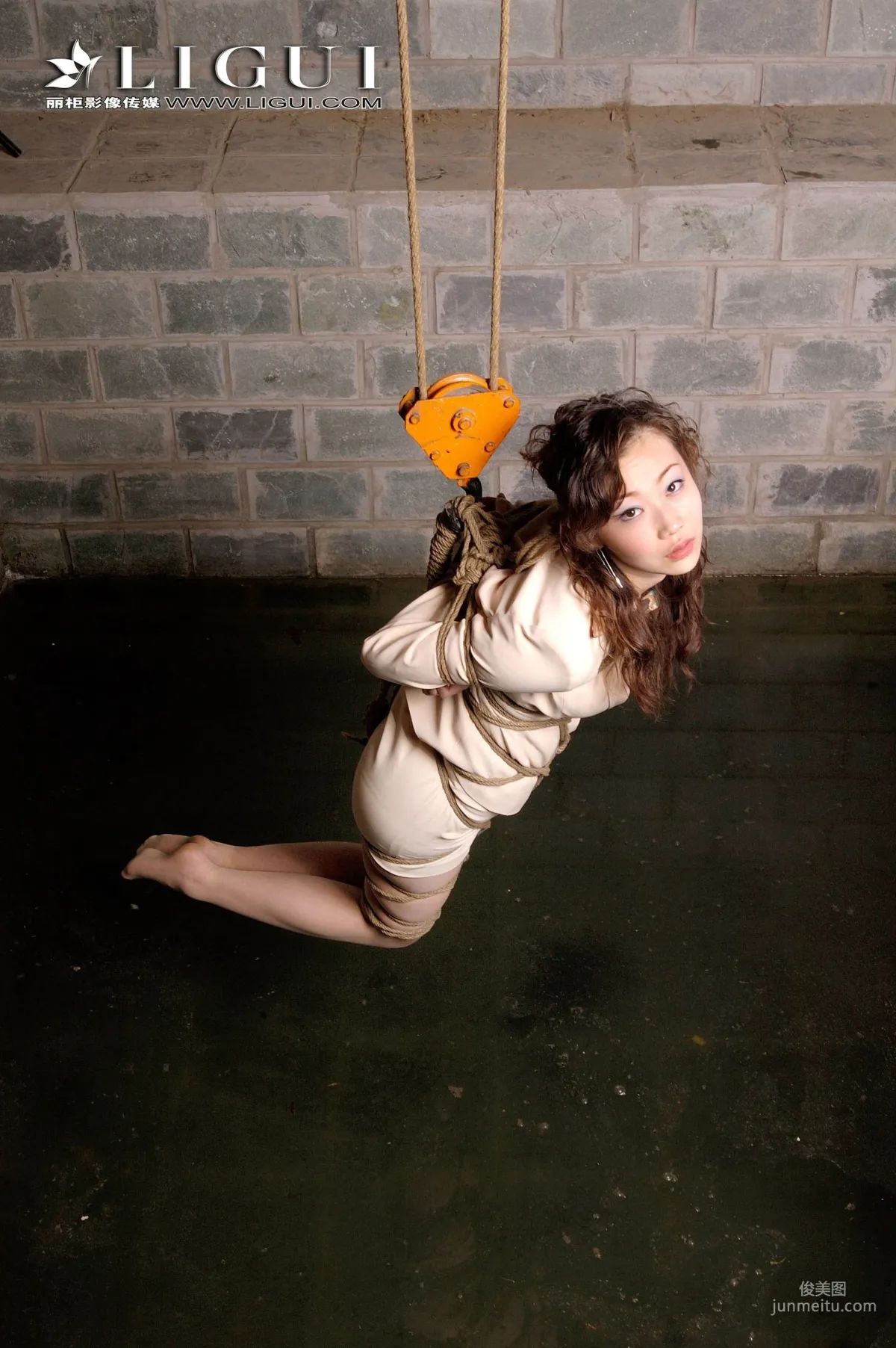 Lu Lu, Silk Stocking Bondage Rope Art [Ligui] Photo Set photo 27
