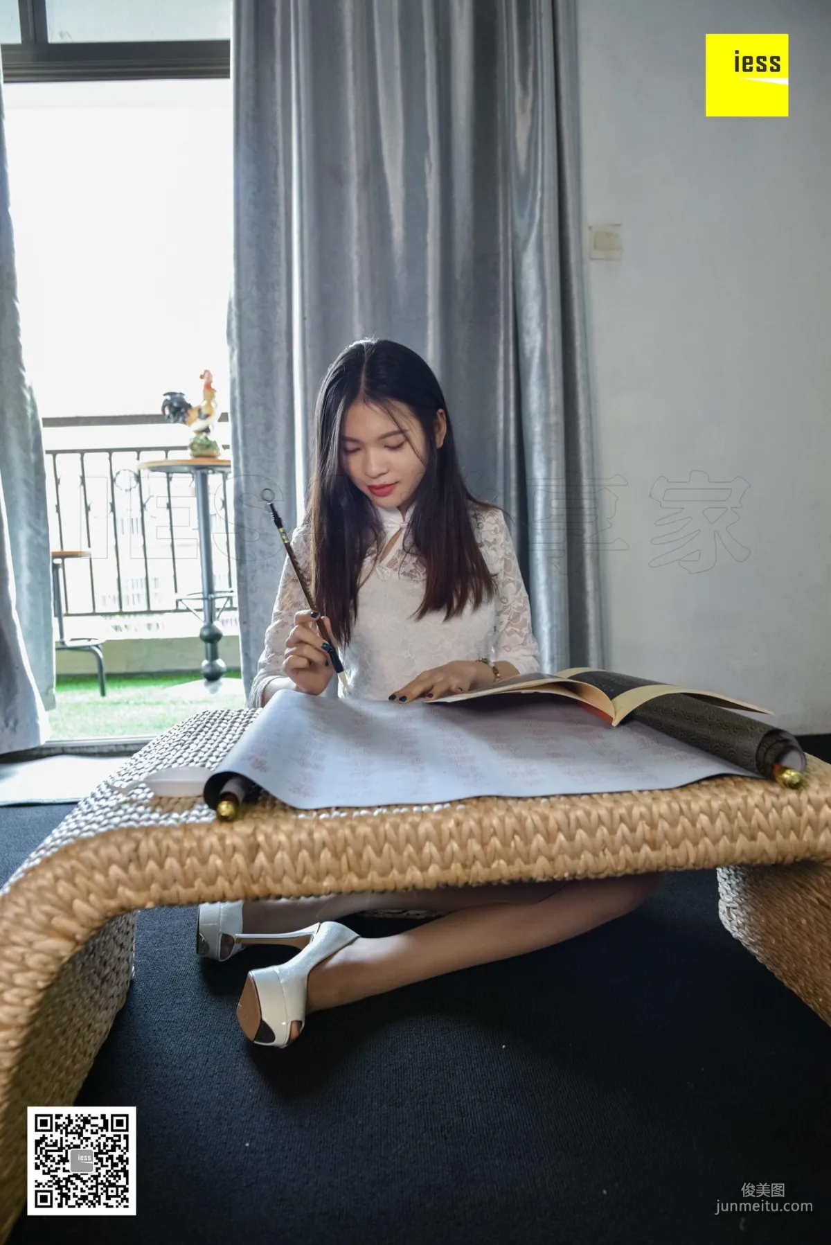 Qi Qi, Fantasy of Fish Mouth [IESS] Silk Enjoyer 307, Beautiful Legs and Silk Feet Photo Set photo 1