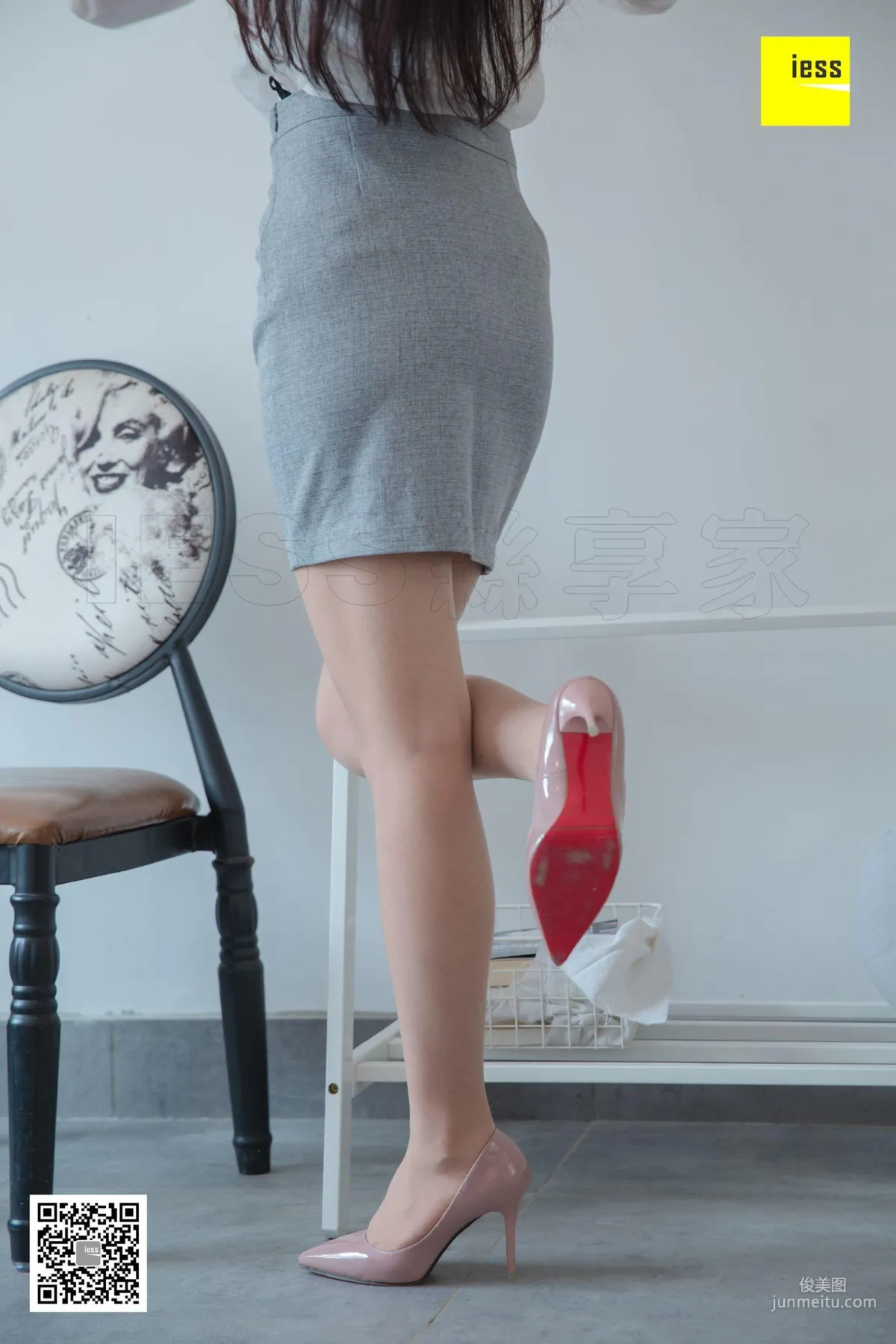 Wen Xin Slightly Raised Curves [IESS] Silk Enjoyer 311 Beautiful Legs and Feet Photo Set photo 88