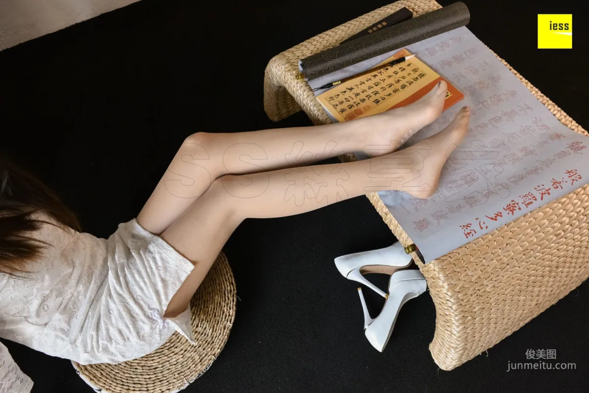 Qi Qi, Fantasy of Fish Mouth [IESS] Silk Enjoyer 307, Beautiful Legs and Silk Feet Photo Set photo 71