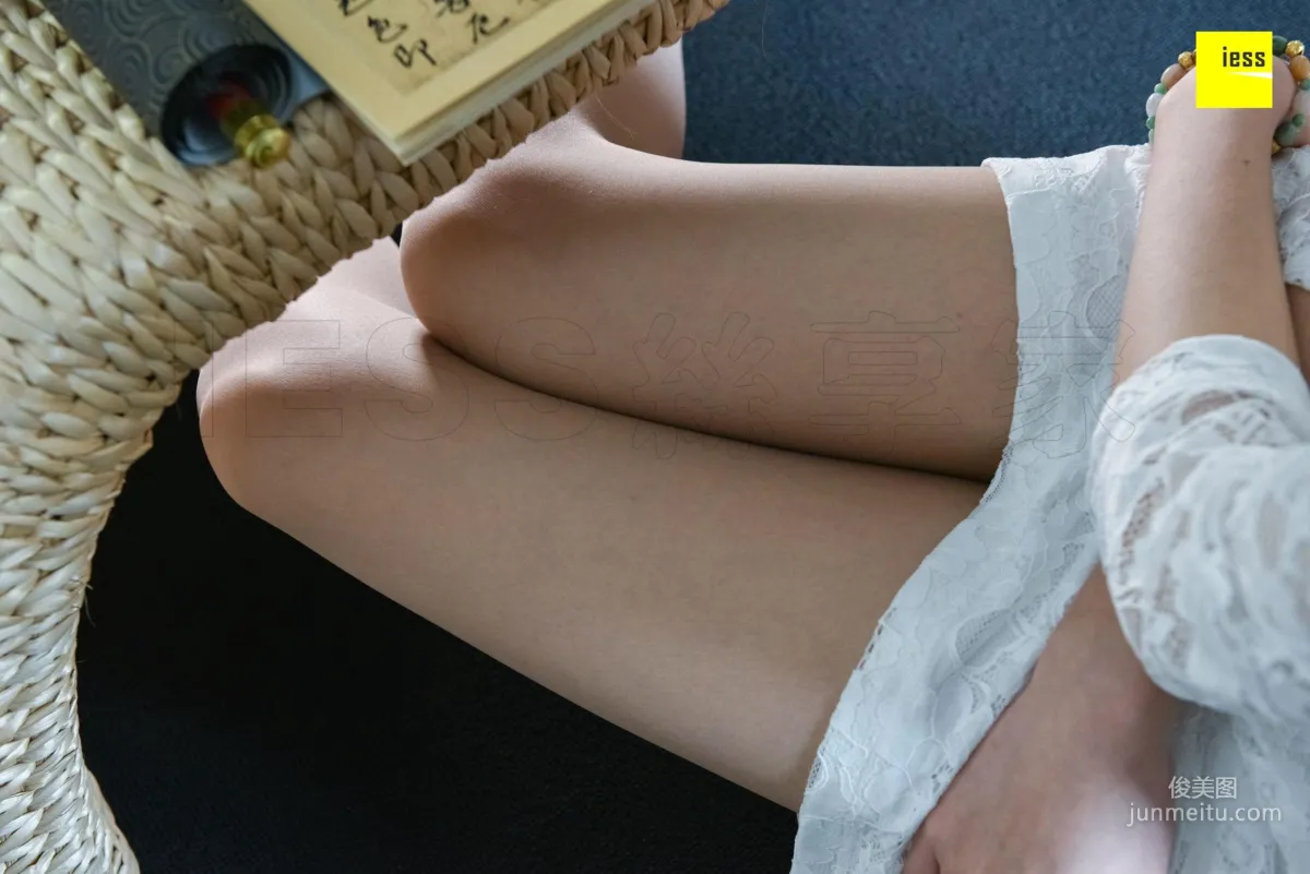 Qi Qi, Fantasy of Fish Mouth [IESS] Silk Enjoyer 307, Beautiful Legs and Silk Feet Photo Set photo 34