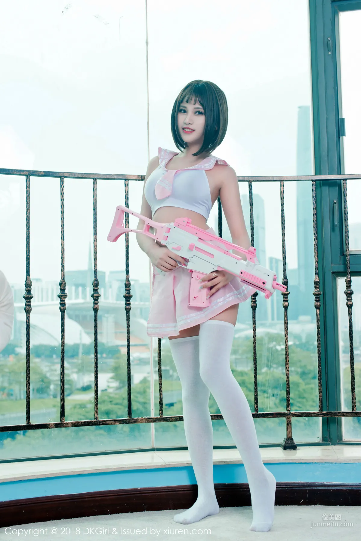 Meng Baoer BoA, Big Bust and Baby Face Interpretation of the Cutest Armed [DKGirl] Vol.082 Photo Set photo 21