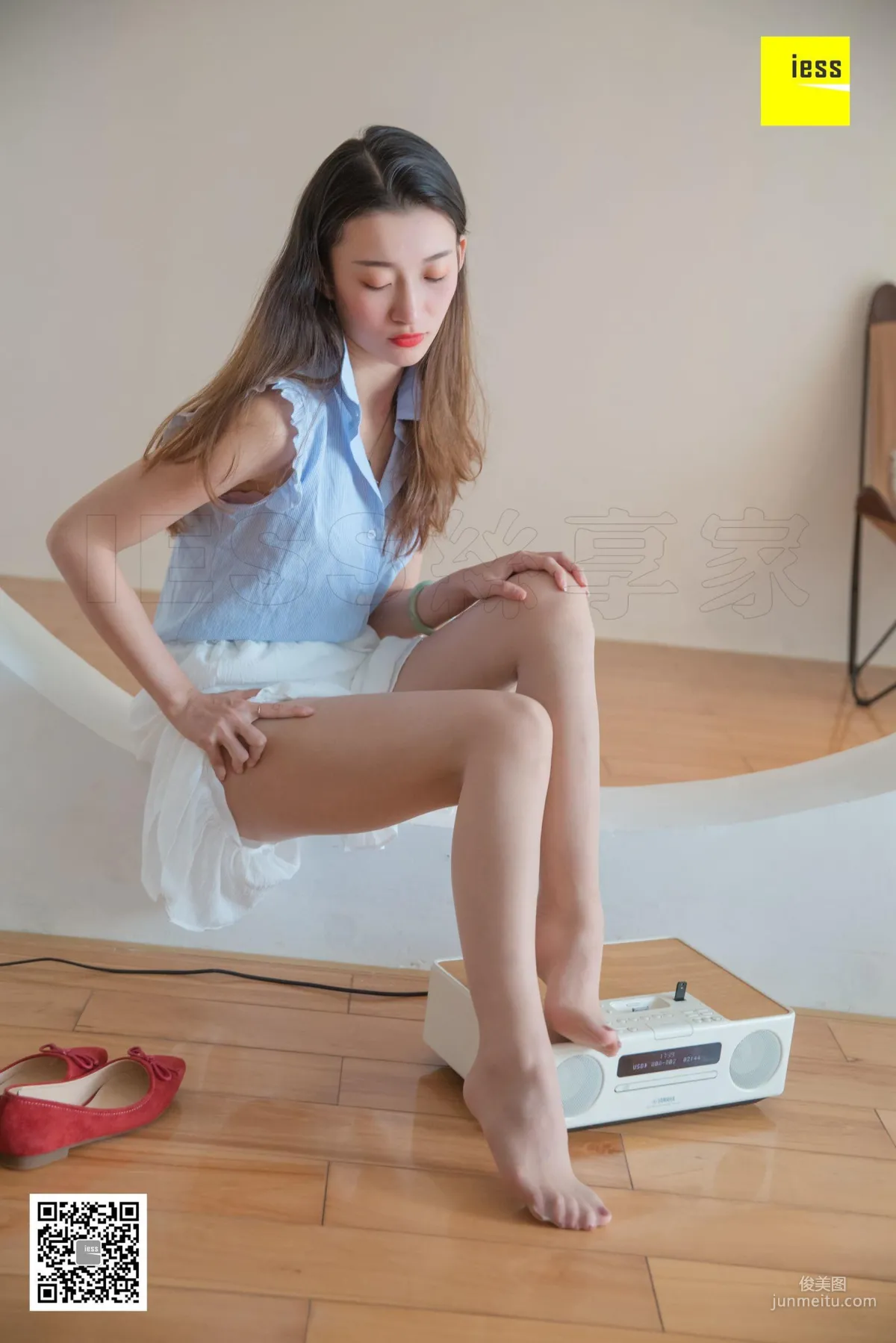 IESS Qiuqiu Red Flat Shoes Dance [IESS] Silk Enjoyer 313 Beautiful Feet and Silk Stockings Photo Set photo 66