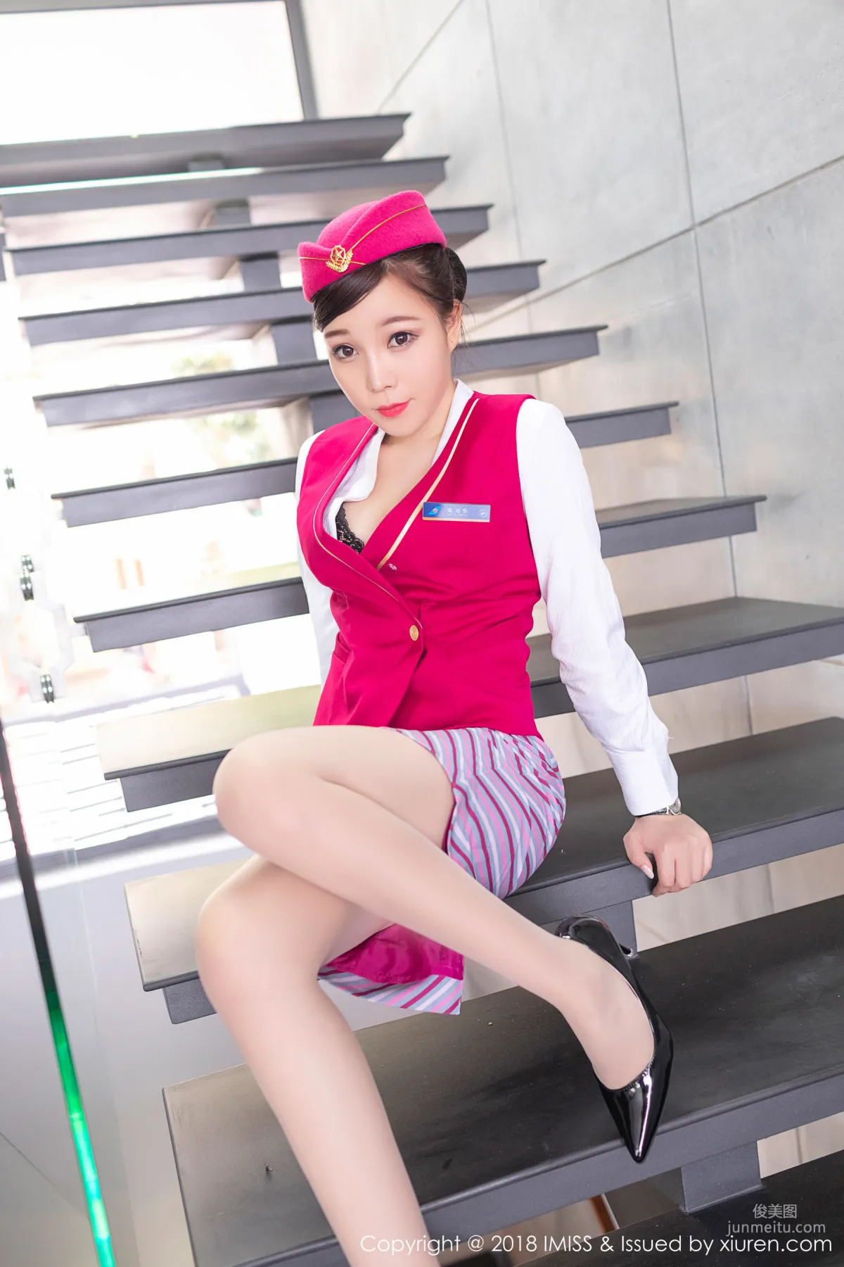 Zhizhi Booty, Flight Attendant's Stockings Legs [IMISS] Vol.284 Photo Set photo 37