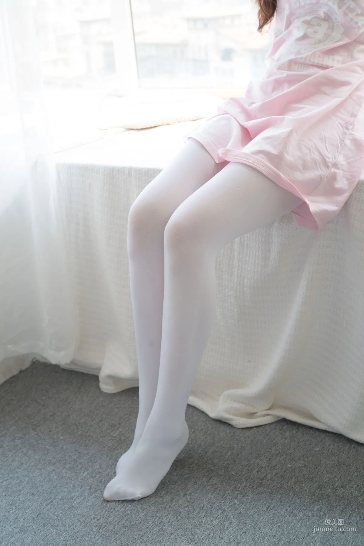 《粉紅少女白絲美足》 [森蘿财團] R15-035 寫真集 17