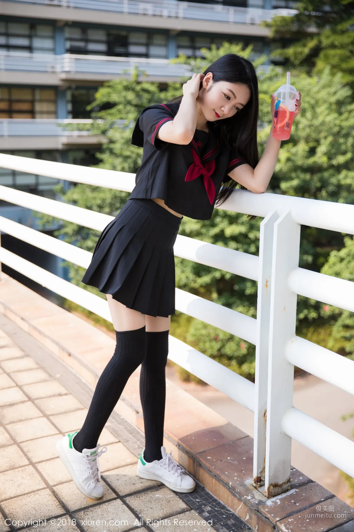 Angela Xiao Reba, Car Shoot Stockings Beautiful Legs [XiuRen] No.1156 Photo Set photo 10
