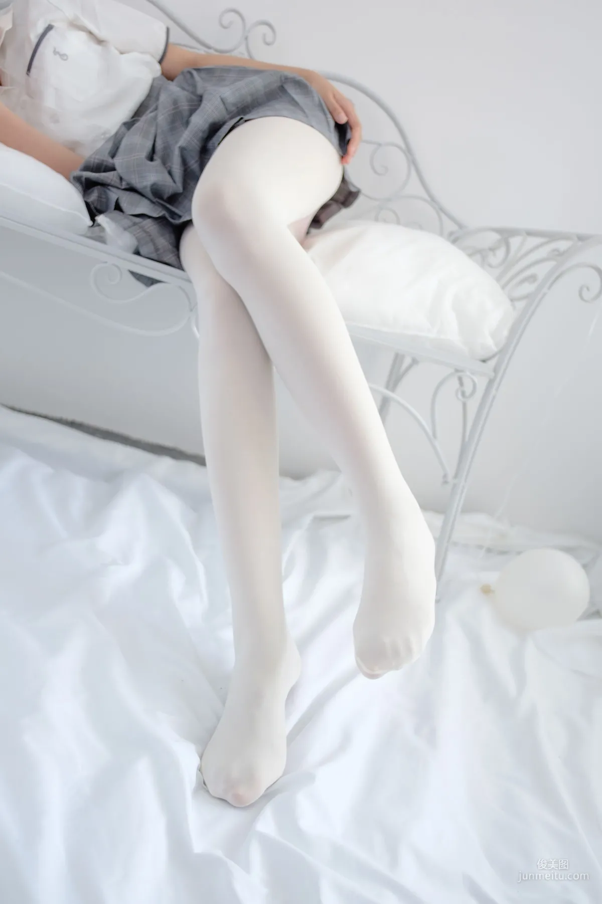 《吹弹可破》 [森萝财团] R15-028 写真集12