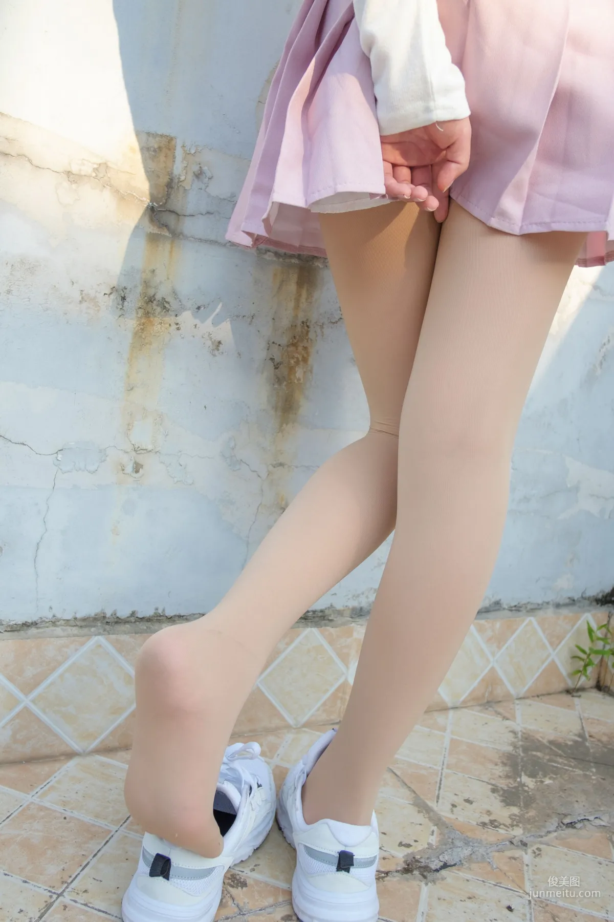《肉丝大胸妹》 [森萝财团] R15-038 写真集87