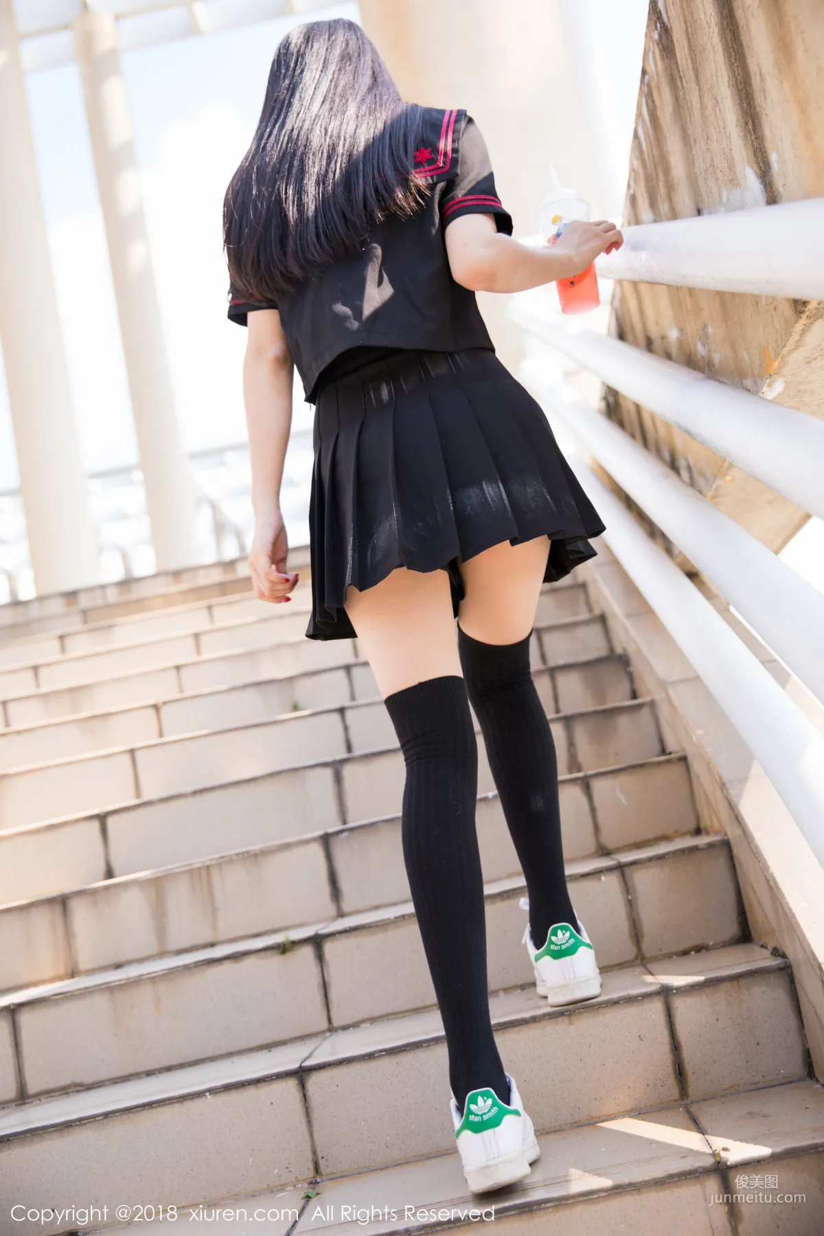 Angela Xiao Reba, Car Shoot Stockings Beautiful Legs [XiuRen] No.1156 Photo Set photo 16