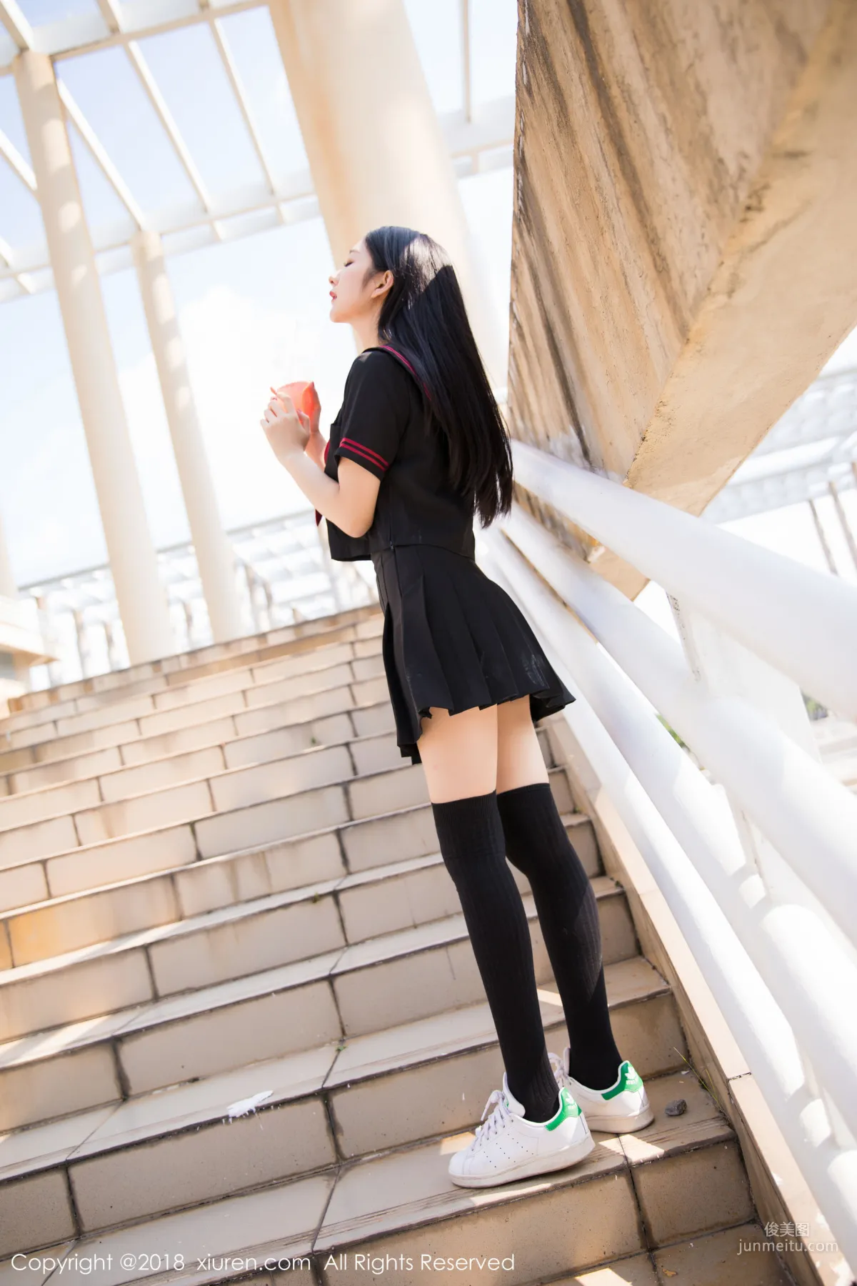 Angela Xiao Reba, Car Shoot Stockings Beautiful Legs [XiuRen] No.1156 Photo Set photo 15